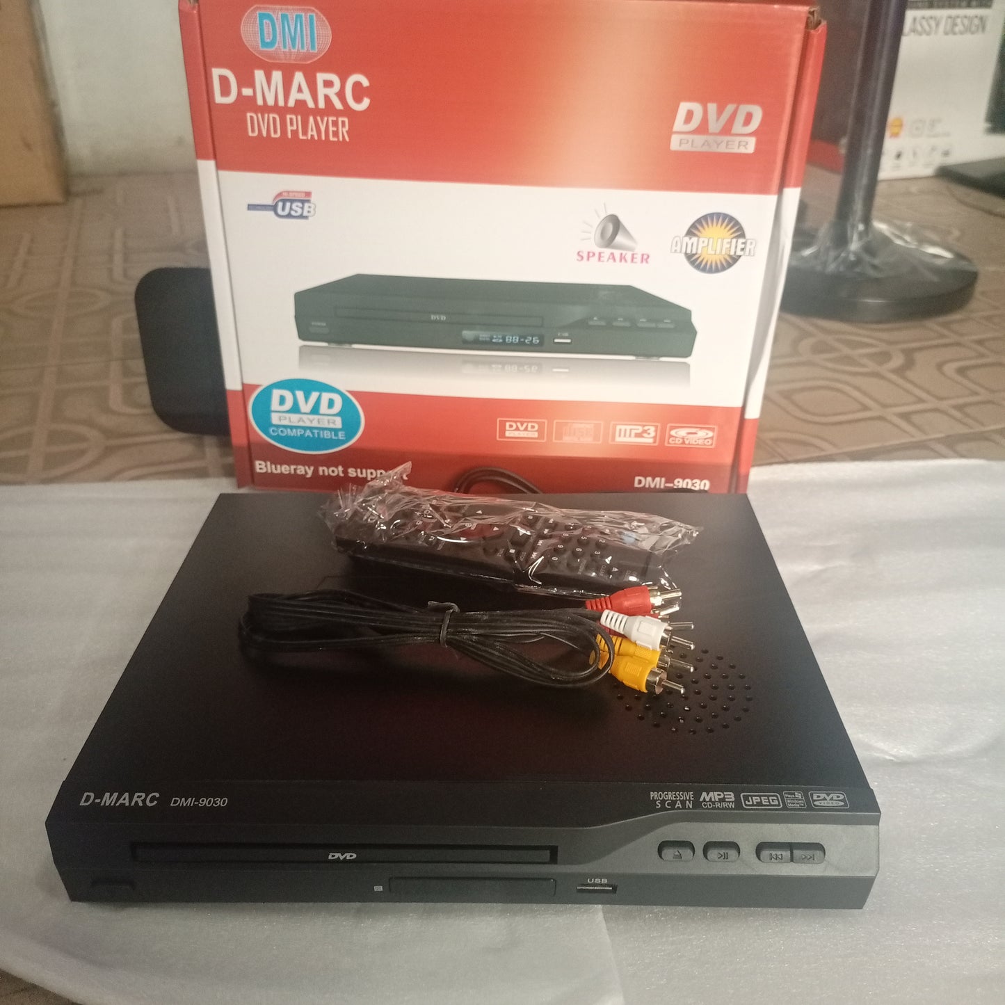 DMARC DMI-9030 Multi-Playback DVD Player + Speaker Output & Internal Speakers - Brand New