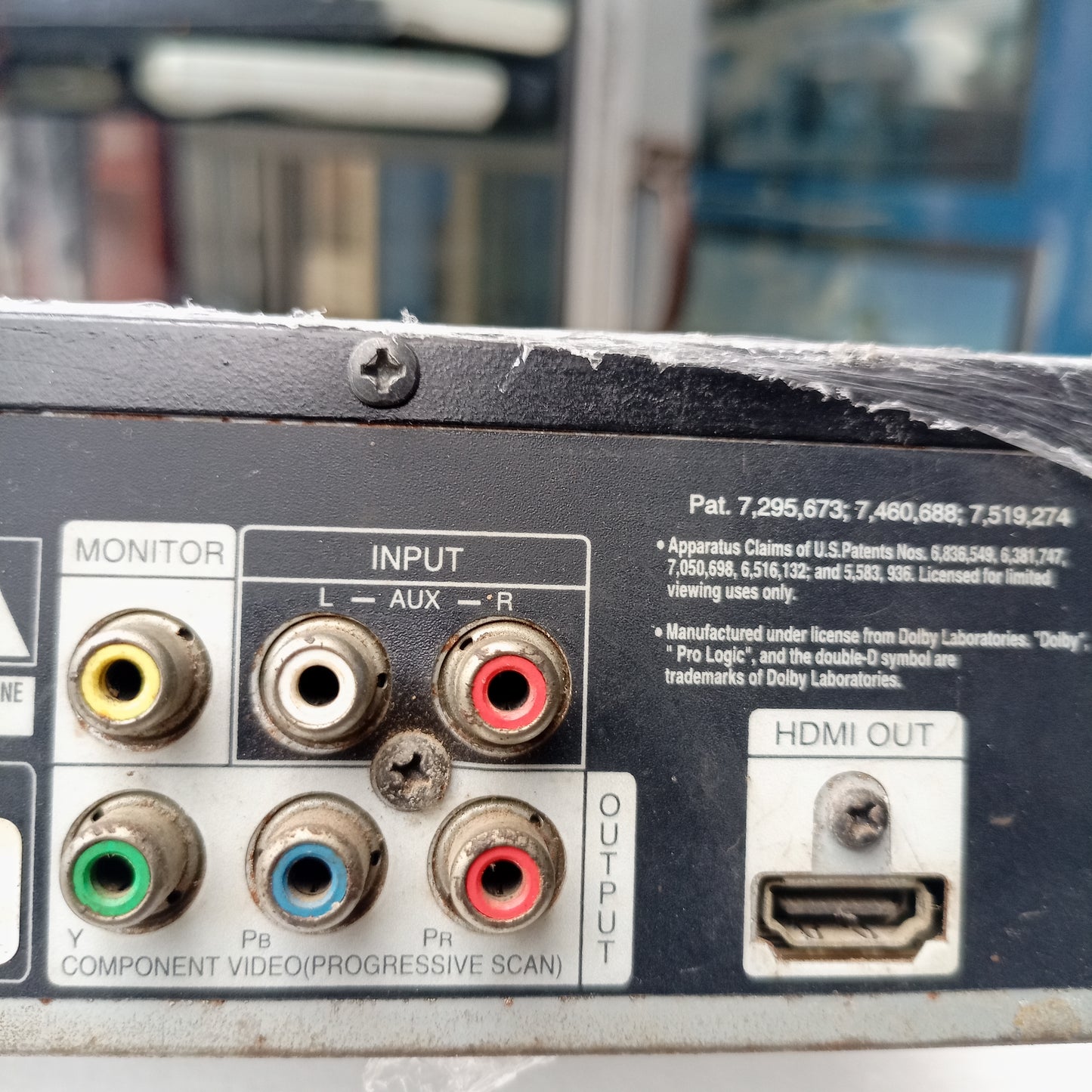LG HT534TN-A2 1000 Watts DVD Home Theater Machine Head - Video outputs