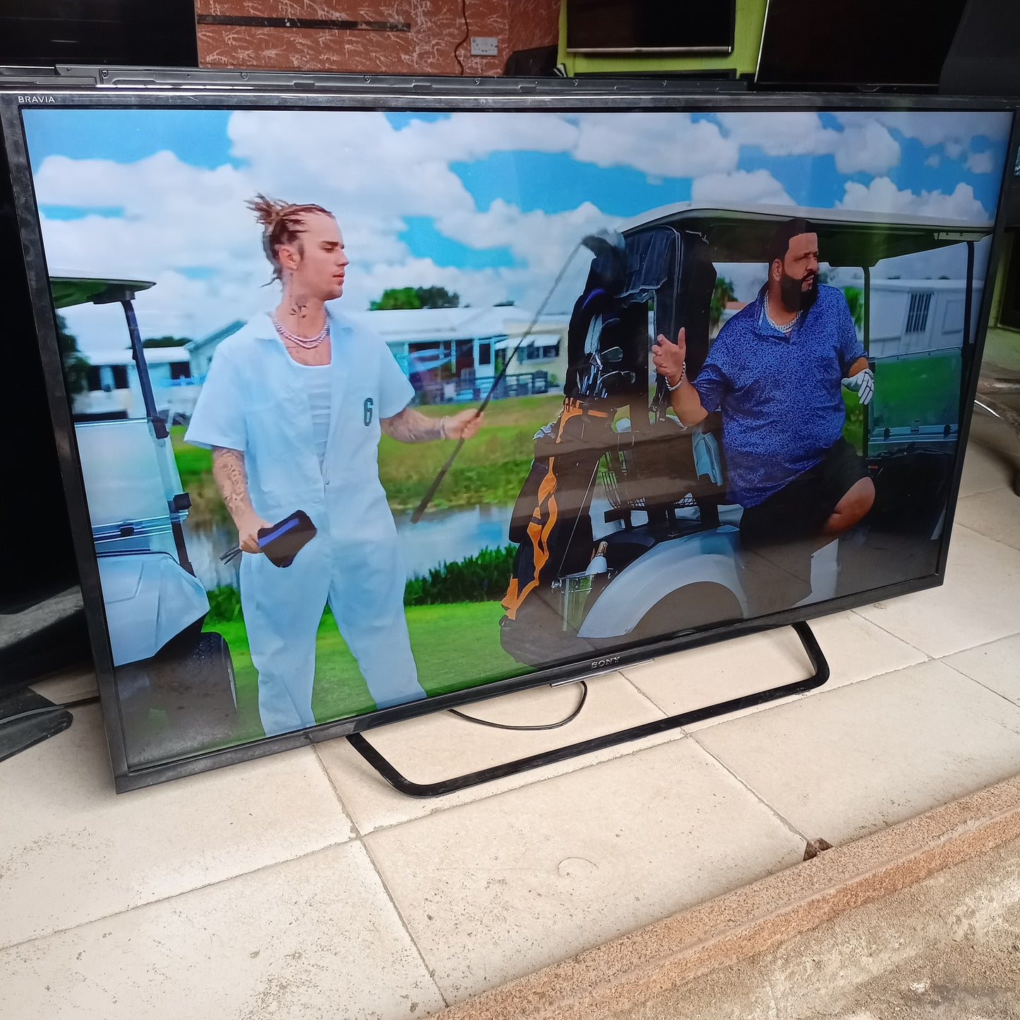 Sony BRAVIA 49 Inch HDR Smart LED TV - London Used