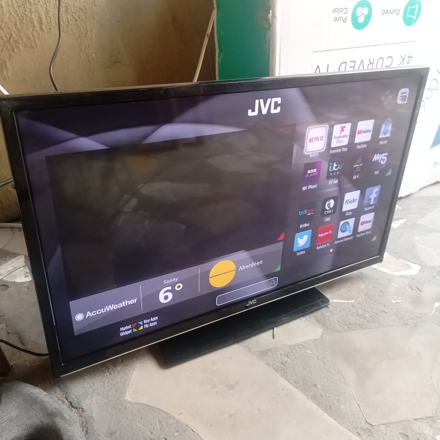 JVC 32 pouces LT-32TW51J TV LED Full HD intelligente Wi-Fi intégrée (Netflix, YouTube) - Londres d'occasion