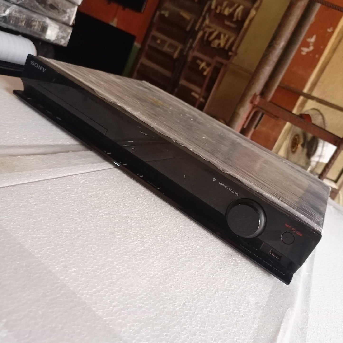 Sony HBD-TZ210 5.1Ch 600 Watts DVD Home Theater Machine Head - Front View