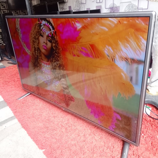 LG 42 Inch 42LB550V Ultra Slim Widescreen 3D, Full HD 1080p LED TV - UK Used