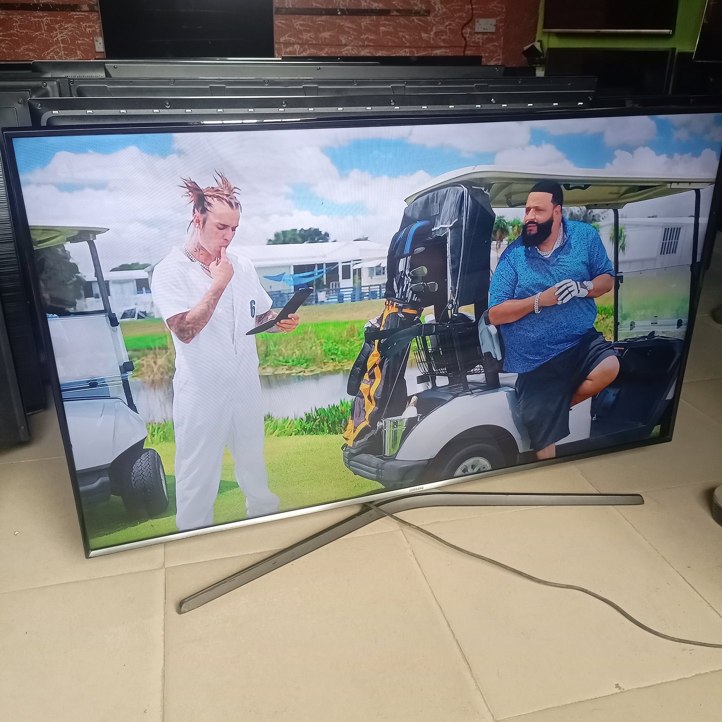 SAMSUNG 48 Inch UE48JU6400 Series 6 Smart 4K UHD HDR LED TV - UK Used