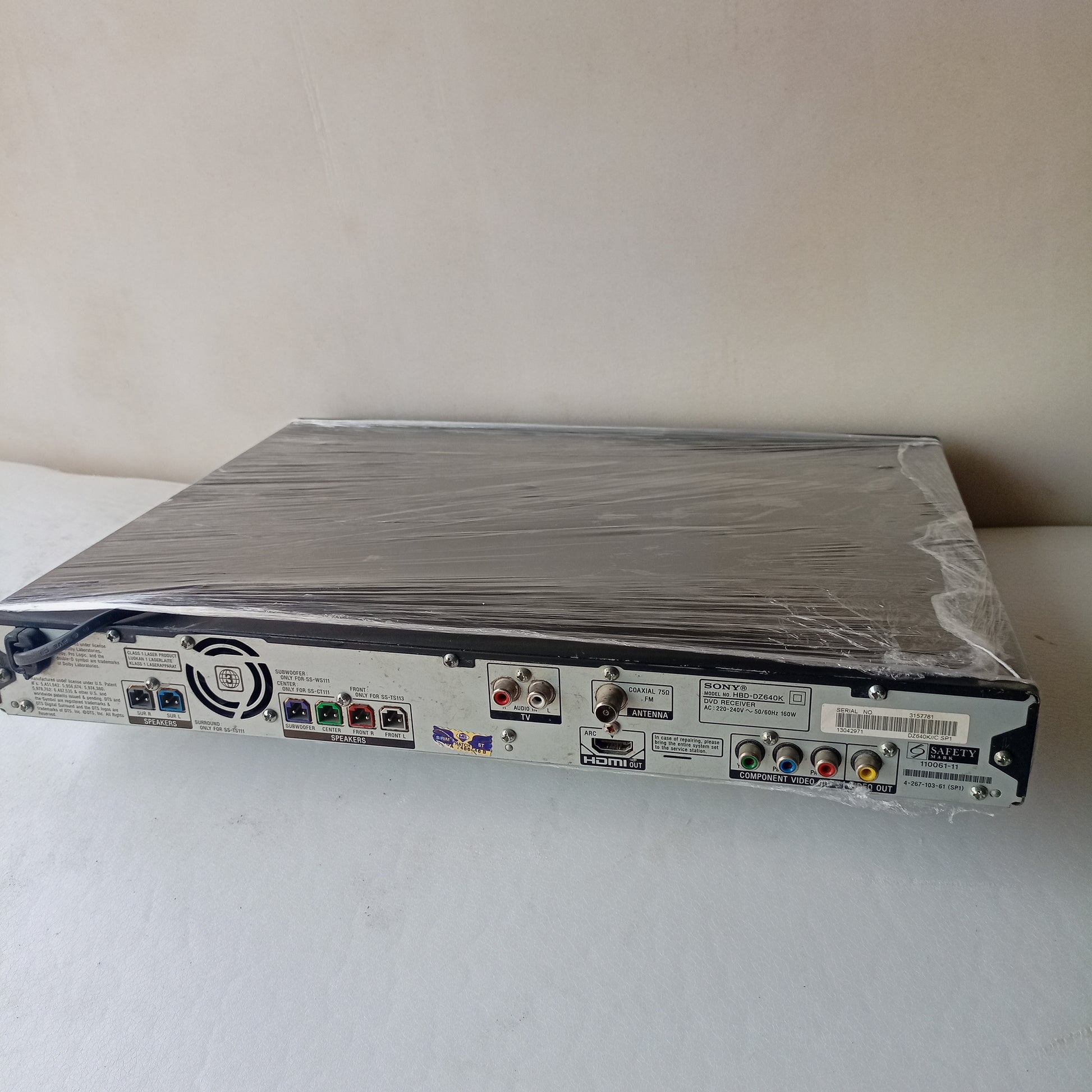 Sony HBD-DZ640K 5.1Ch 1000 Watts DVD Home Theater Machine Head - Back View