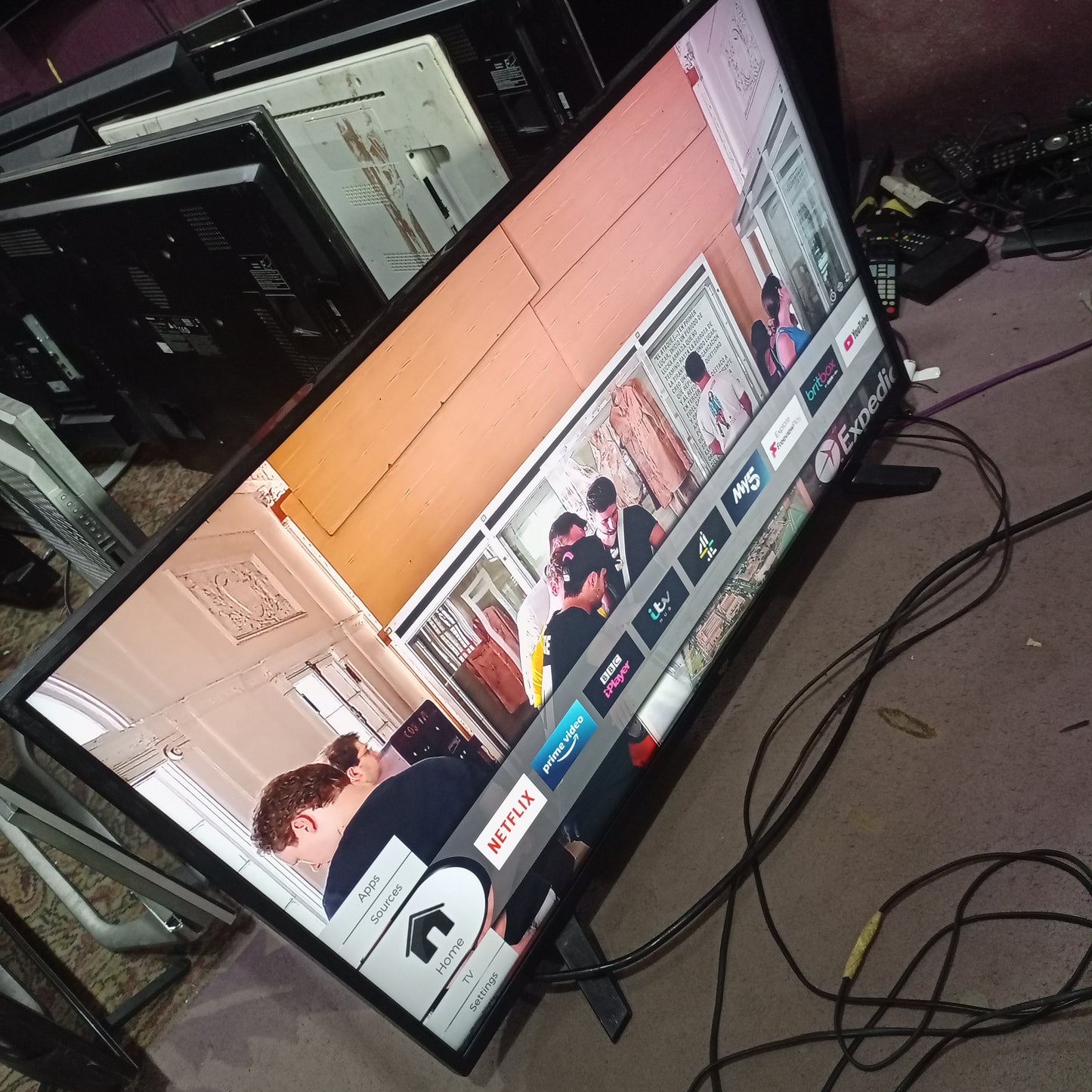 Bush 43 Inch Smart 4K UHD LED TV - Foreign Used