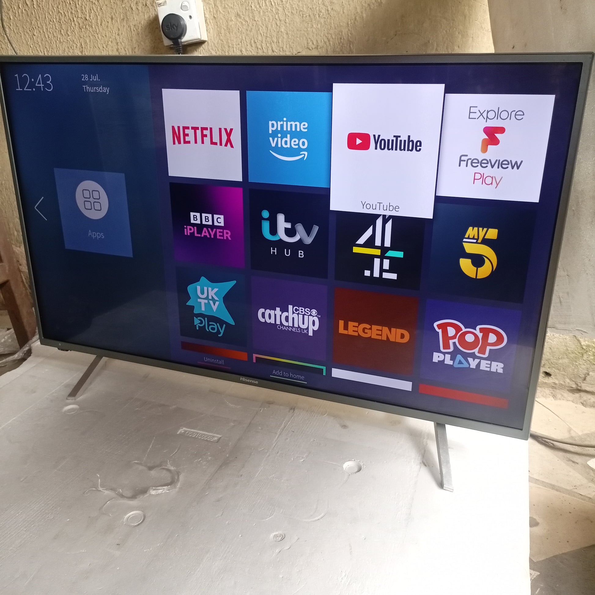 Hisense 43 inch 43A6100 VIDAA Smart 4K UHD Widescreen LED TV (Netflix, YouTube) - Foreign Used