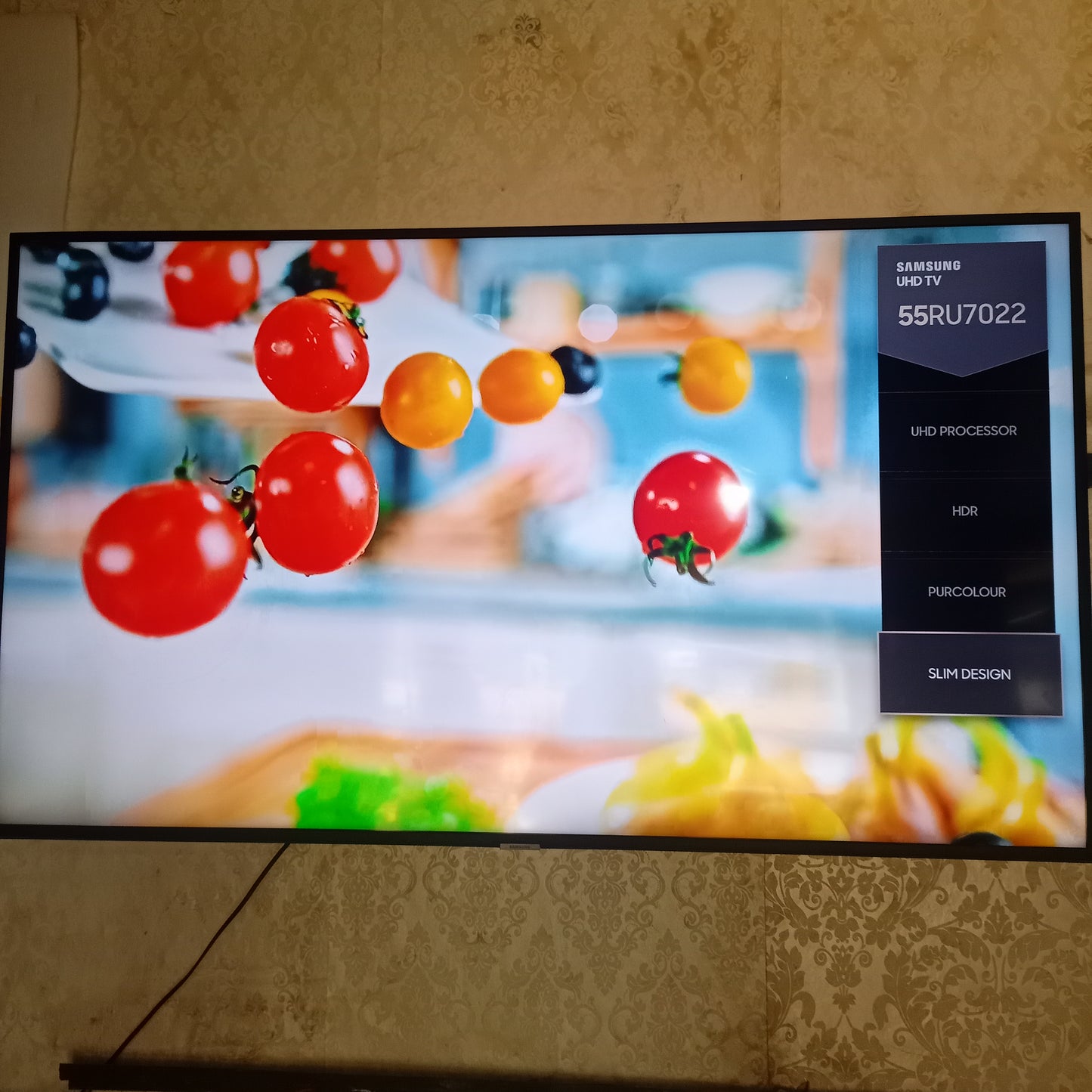 SAMSUNG 55 Inch UE55RU7020 Series 7 Smart 4K UHD HDR10+ Apple TV - UK Used