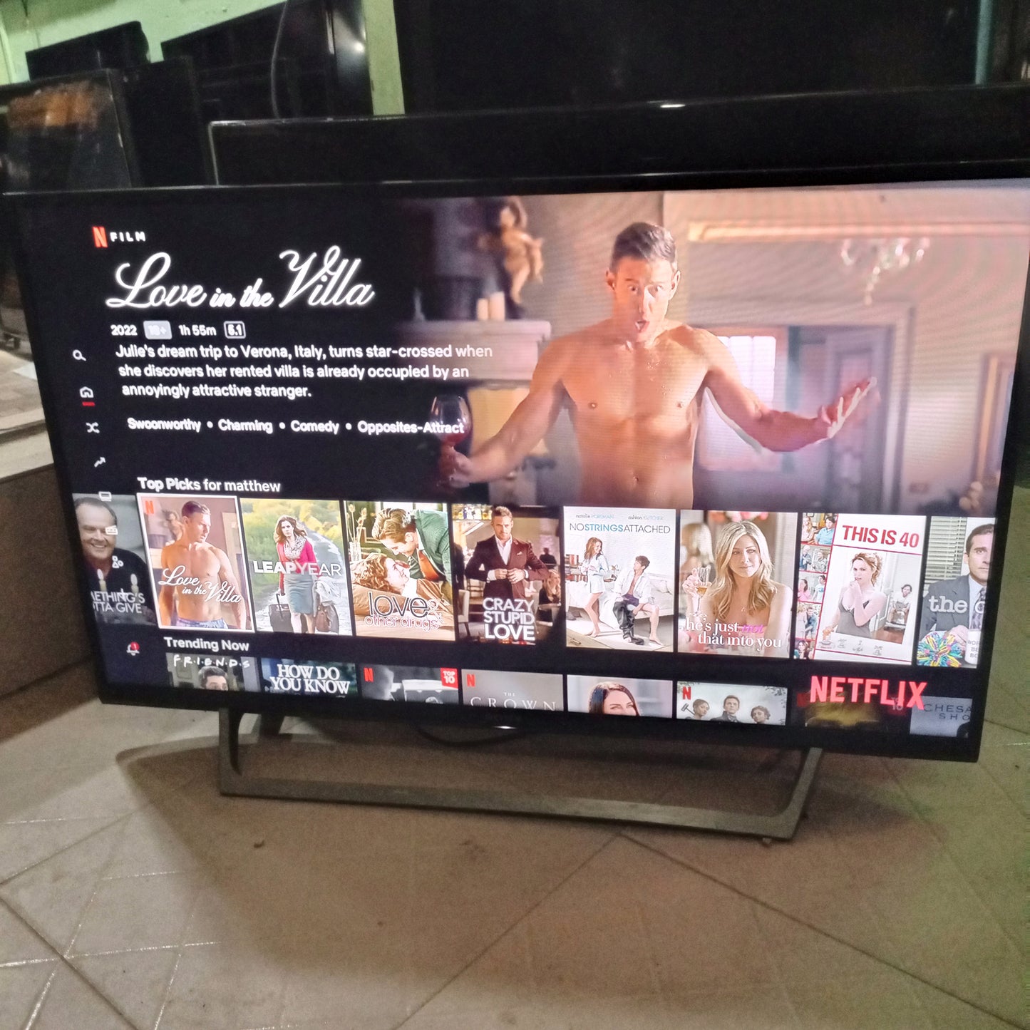 Sony BRAVIA 40 Inch KDL-40W605B Full HD LED TV with Built-in WiFi, Screen Mirroring - Foreign Used