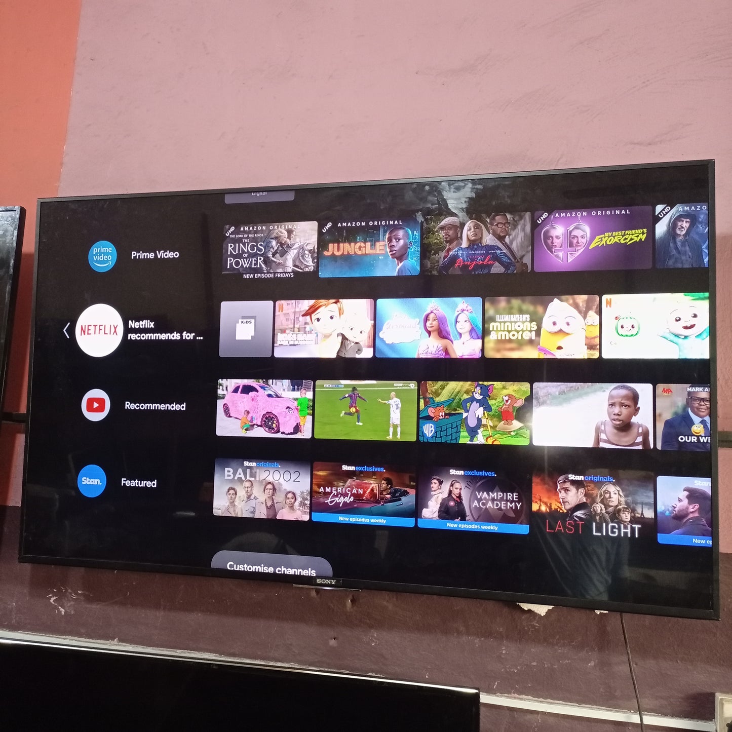 Sony BRAVIA 65 Inch KDL-65W855C Android Smart 4K Ultra HD HDR LED TV - Apps Preview