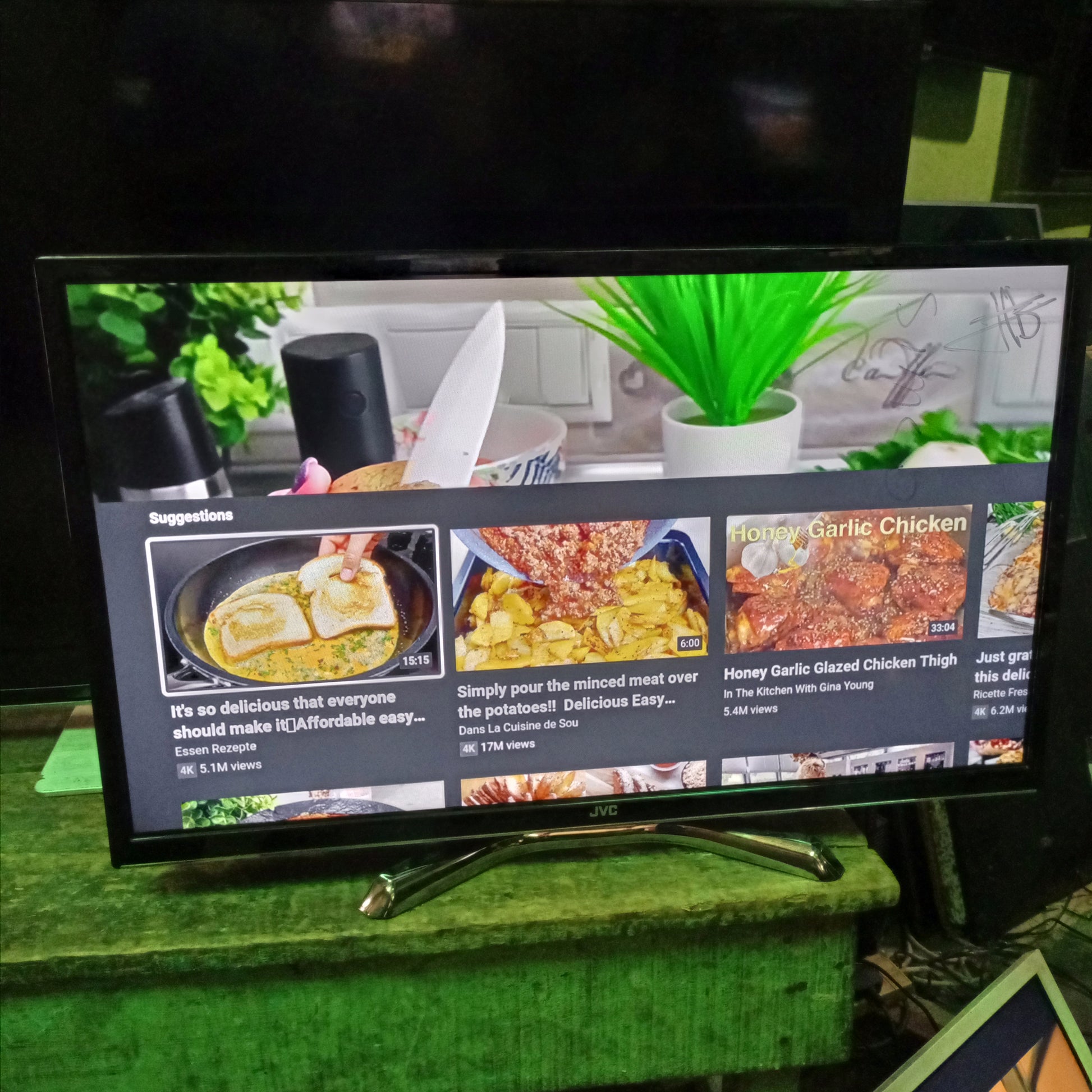 JVC 32 Inch LT-32C790 Built-in WiFi Smart Full HD LED TV (Netflix, YouTube) - Foreign Used