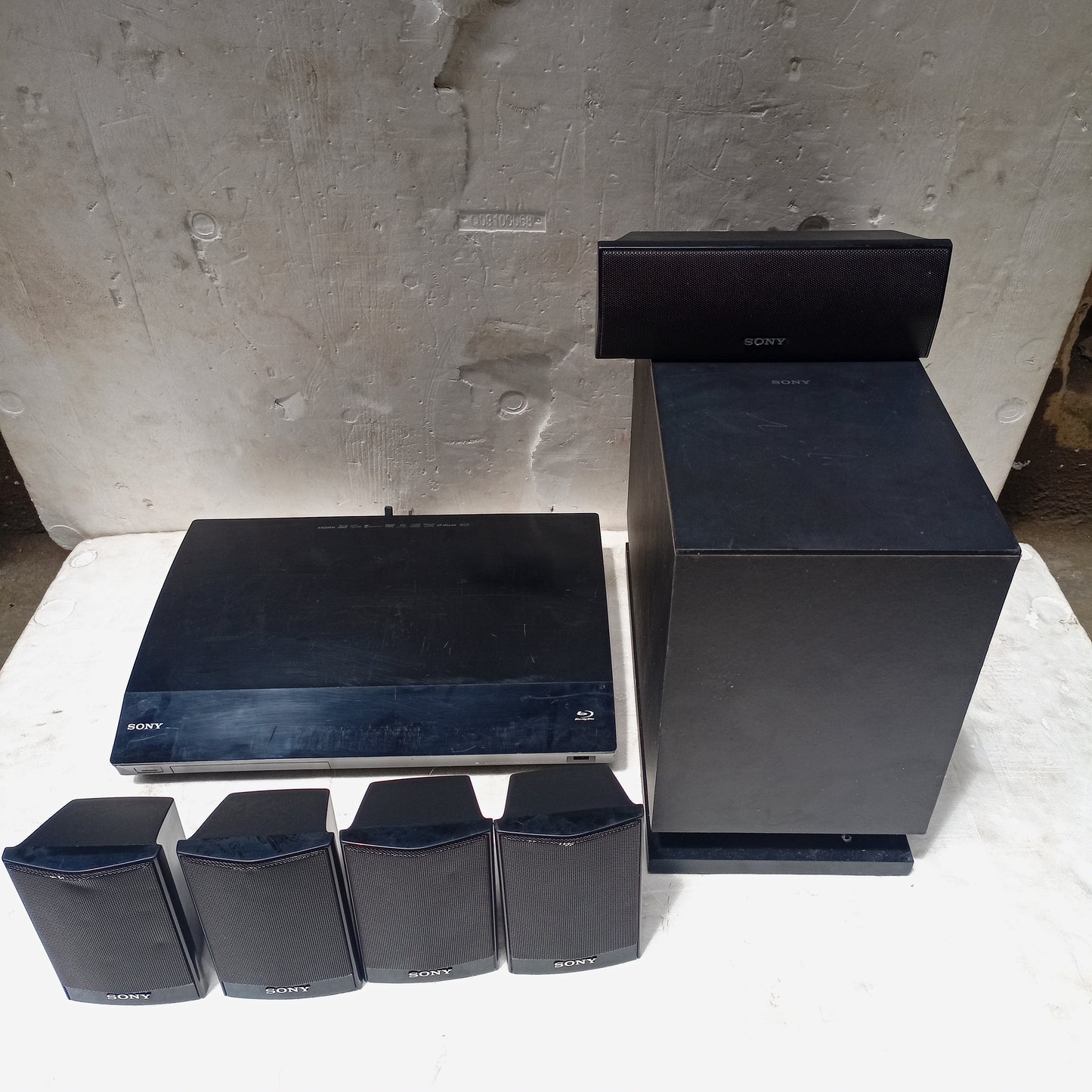 Sony BDV-E380 5.1Ch 1000Watts Smart 3D Blu-ray DVD Home Theater System (Netflix, YouTube) - London Used