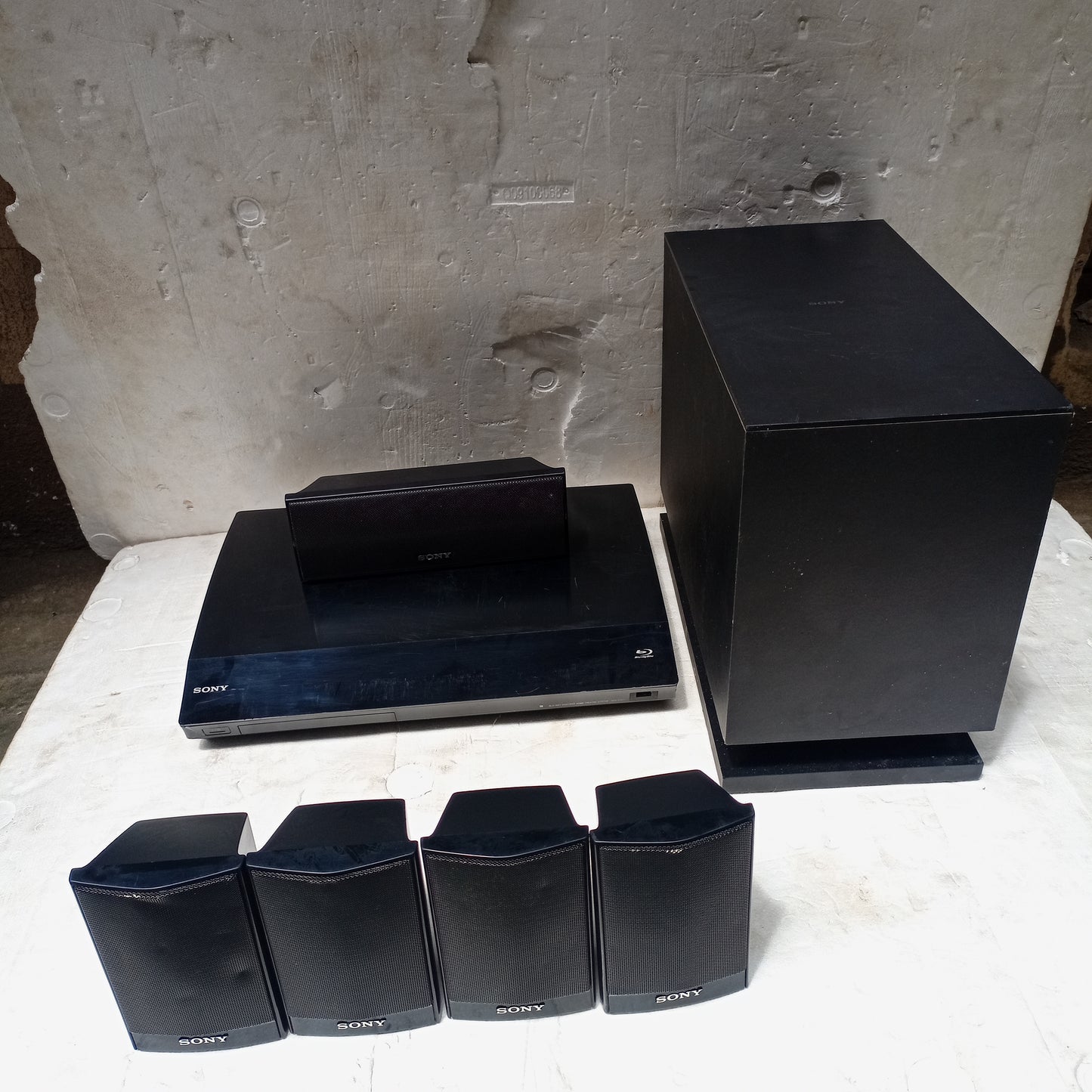 Sony BDV-E380 5.1Ch 1000Watts Smart 3D Blu-ray DVD Home Theater System (Netflix, YouTube) - London Used