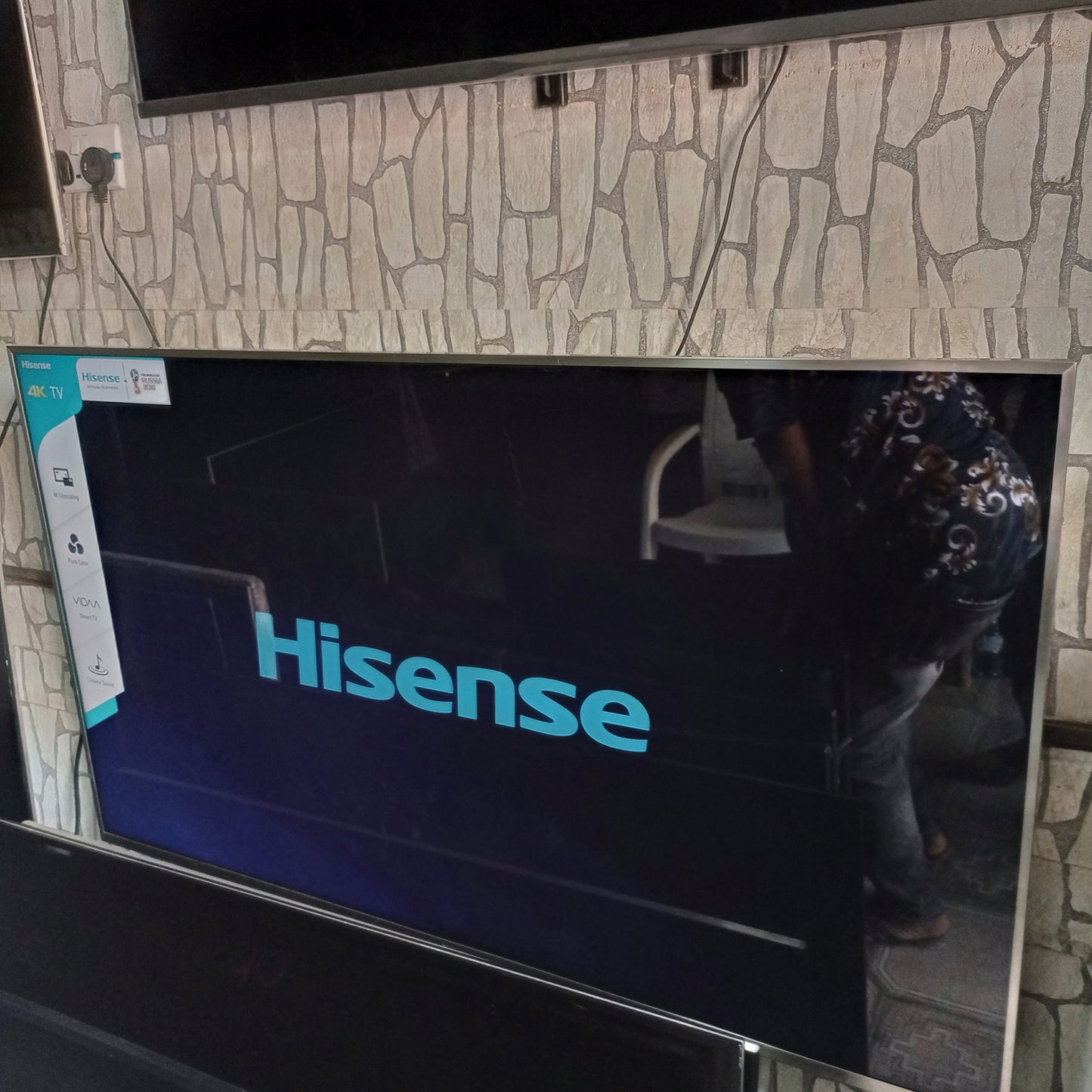 Hisense 58 inch VIDAA Smart 4K UHD LED TV (Built-in WiFi, Miracast) - Foreign Used