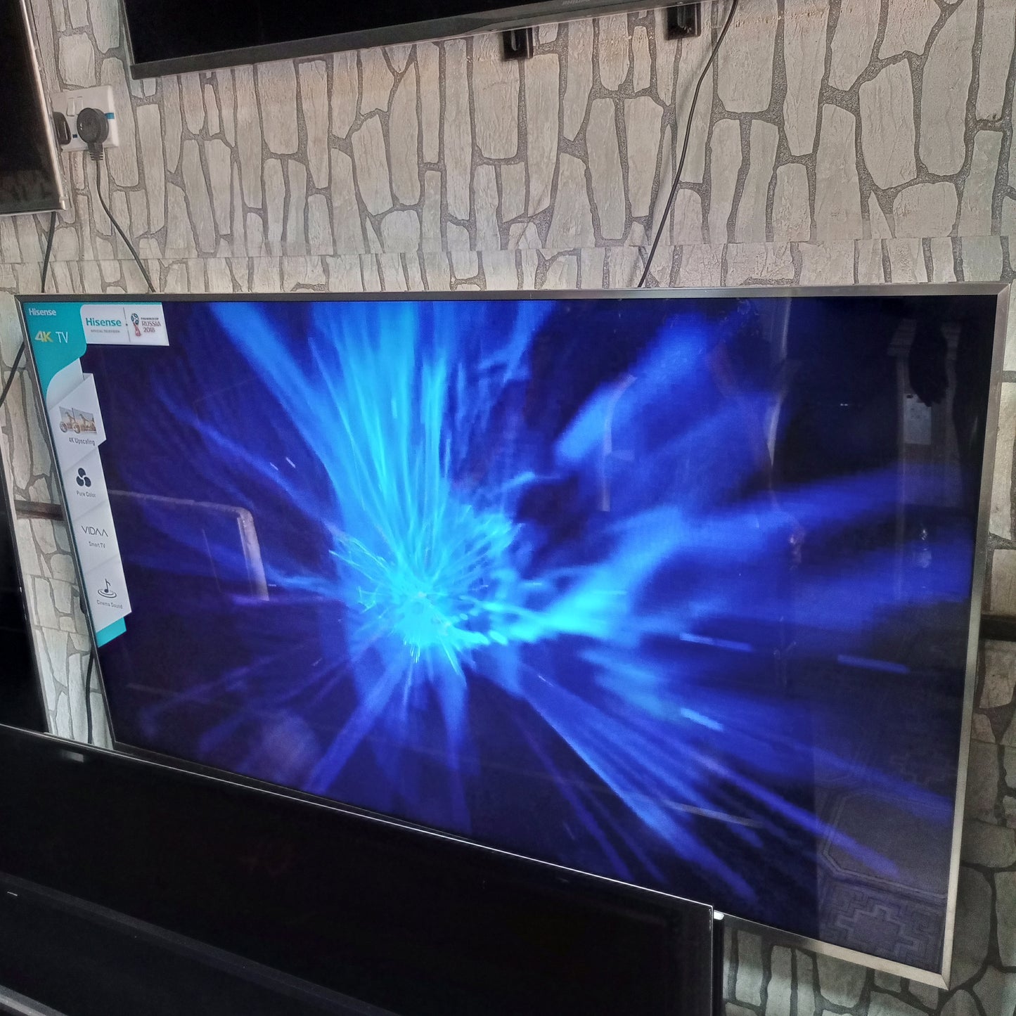 Hisense 58 inch VIDAA Smart 4K UHD LED TV (Built-in WiFi, Miracast) - Foreign Used