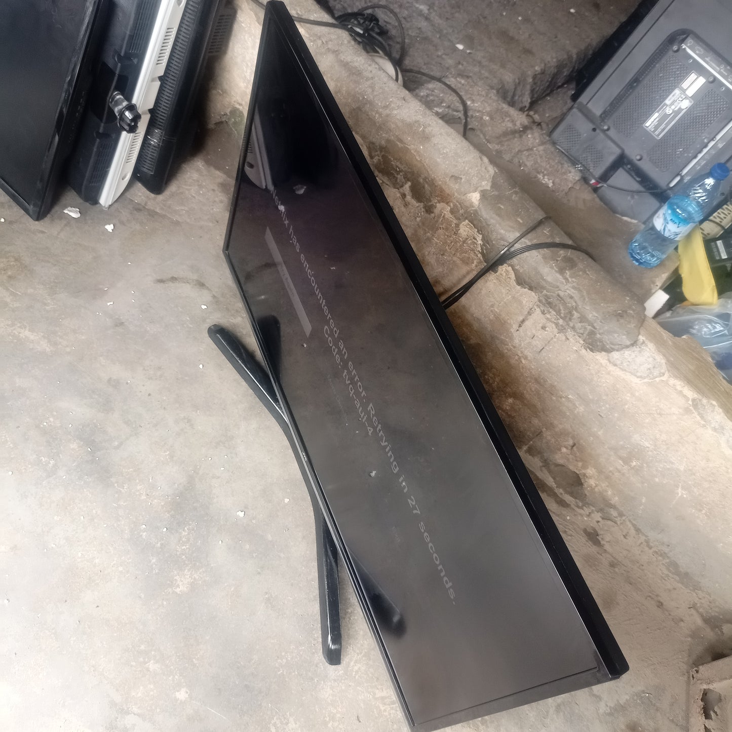 JVC 40 Inch LT-40C750 Built-in WiFi Smart Full HD LED TV + Netflix, YouTube - London Used