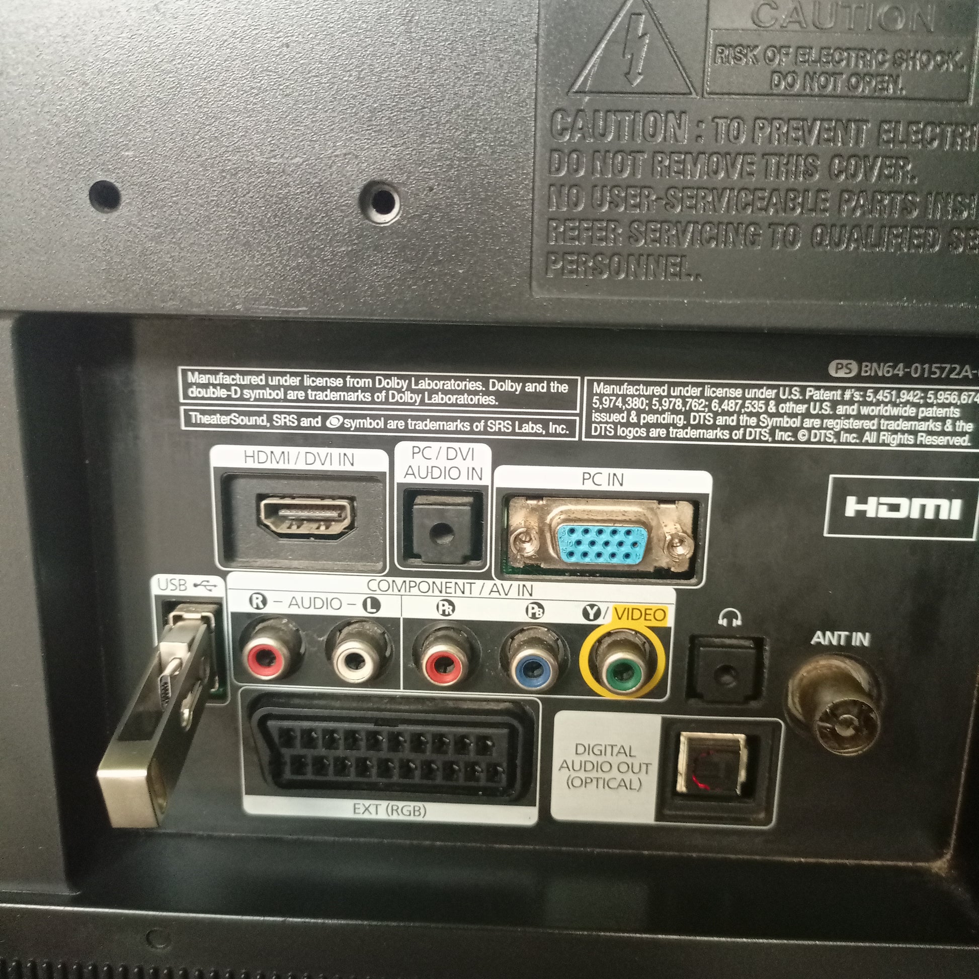 SAMSUNG 19 Inch LE19D450G1W HD Ready LCD TV + USB - London Used