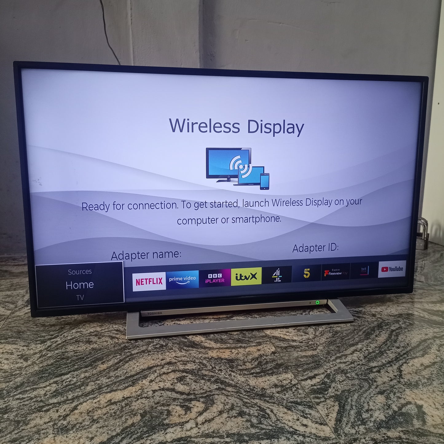 Toshiba 43 inch Smart 4K UHD HDR LED TV (Built-in WiFi, Wireless Display) - Foreign Used