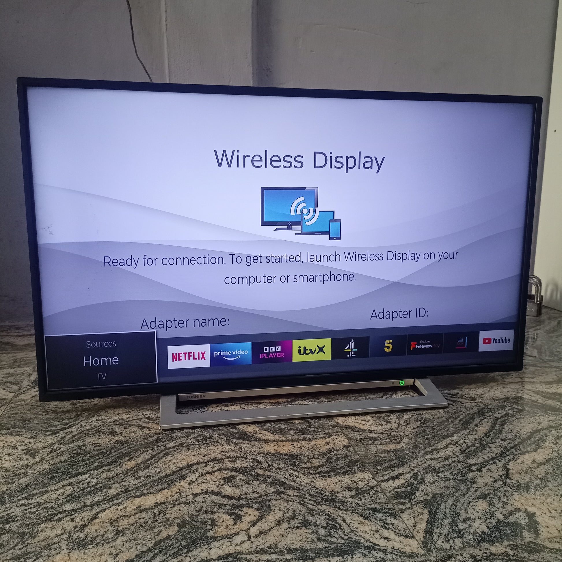 Toshiba 43 inch Smart 4K UHD HDR LED TV (Built-in WiFi, Wireless Display) - Foreign Used