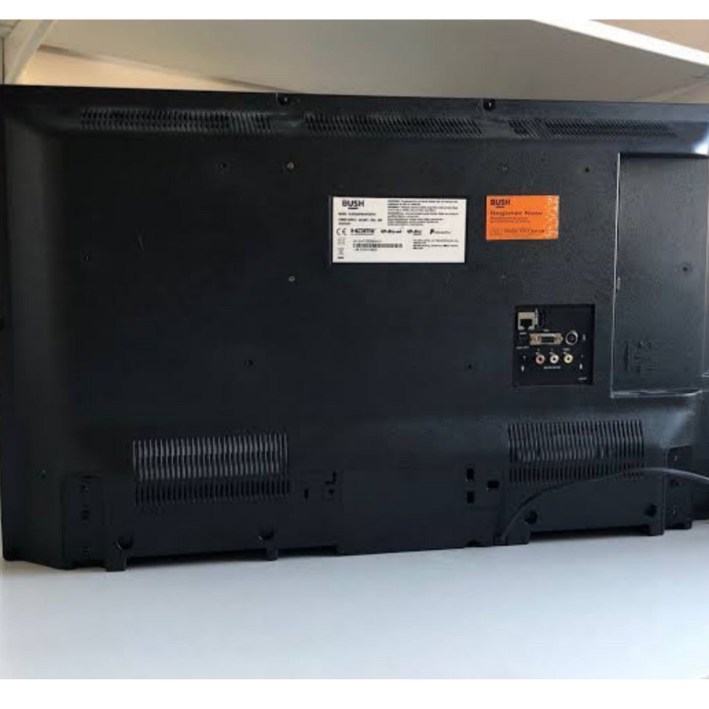 BUSH 32 Inch DLED32HDSA Smart Full HD, Built-in WiFi LED TV (Back View) - London Used