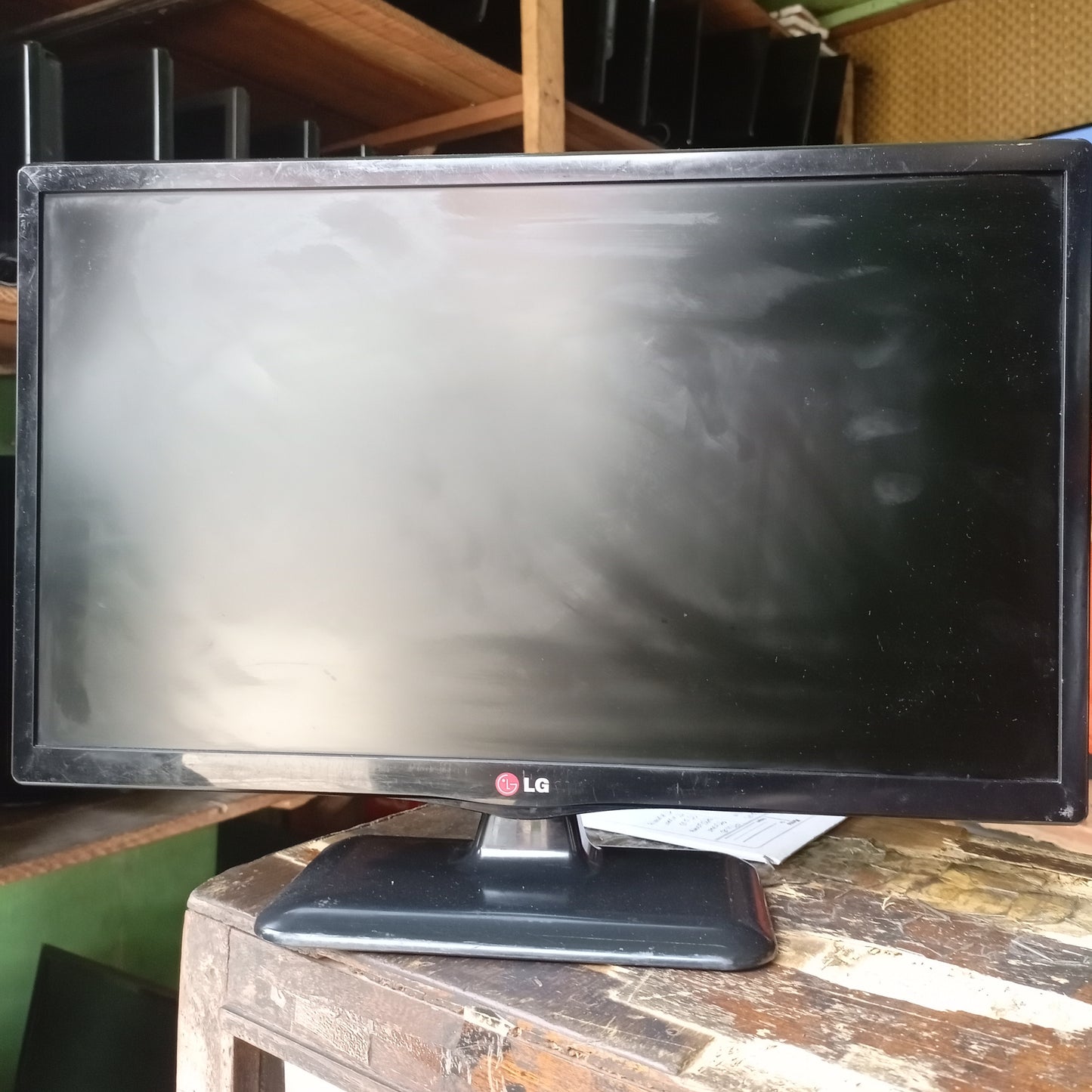 LG 22 Inch 22MT44D Full HD LED TV (DC-19V Powered) - London Used