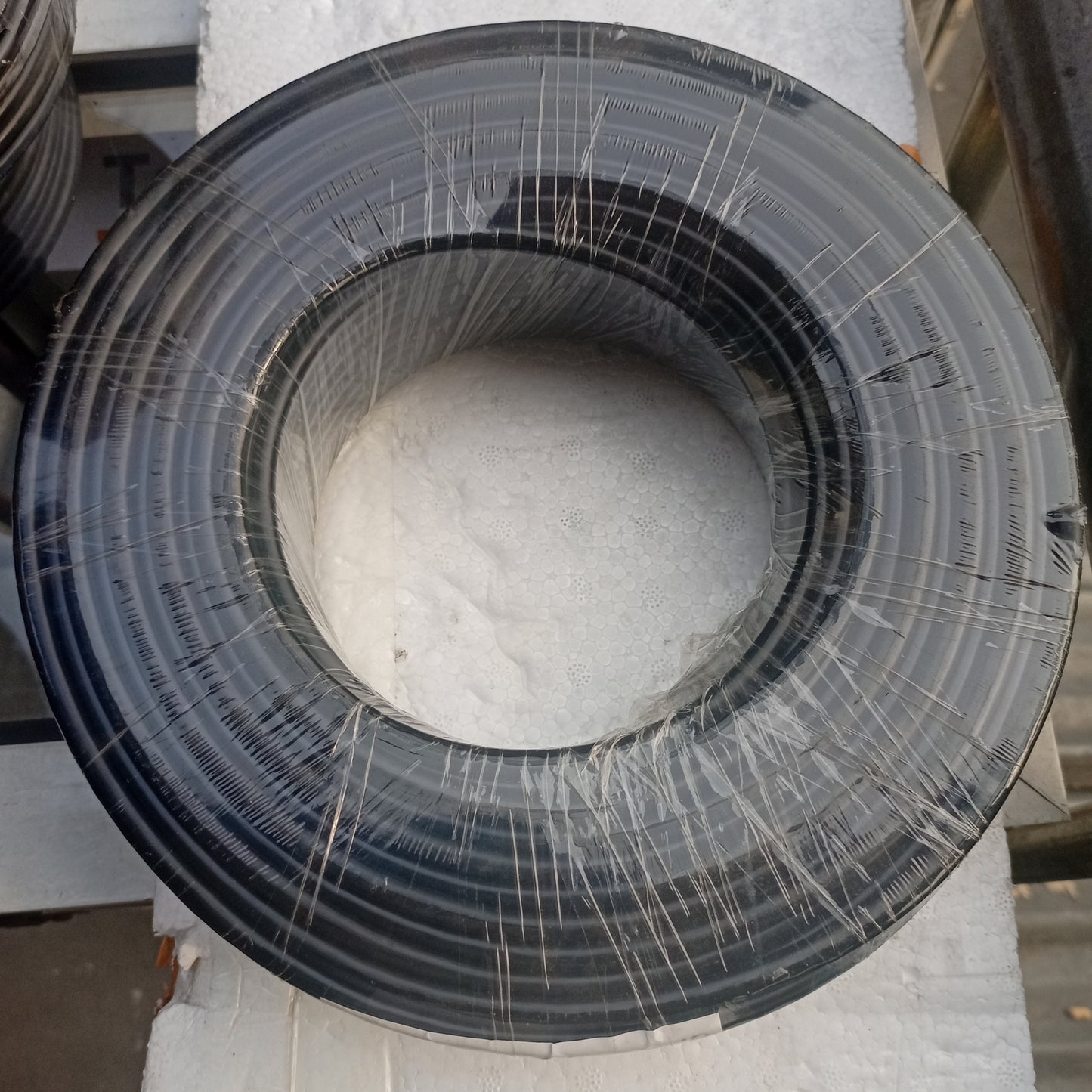 CÂBLE COAXIAL K-STRONG RG6 100 yards + tressage en aluminium 32/0,12