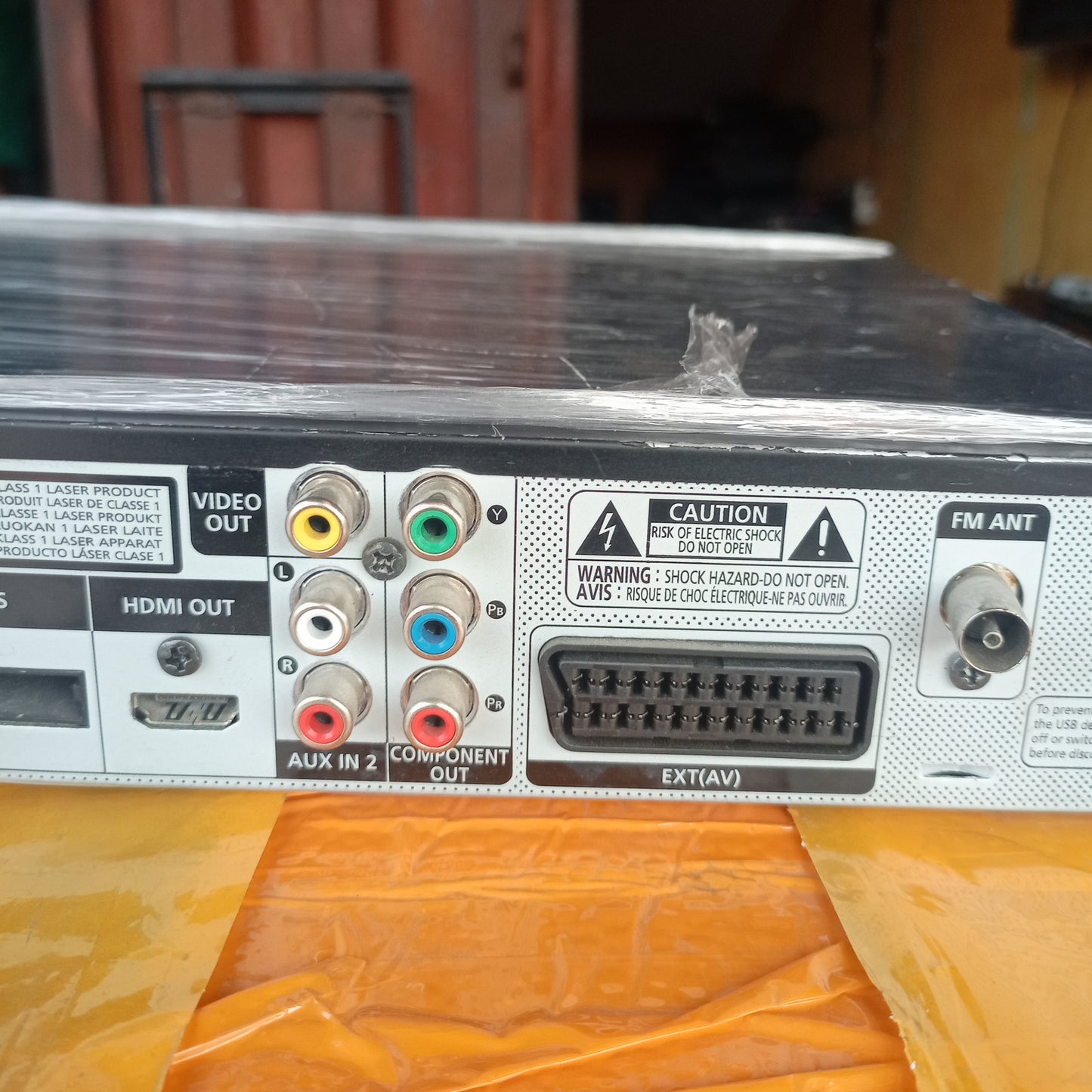 Samsung HT-C550 1000 Watts DVD HOME Theater Machine Head - Video output