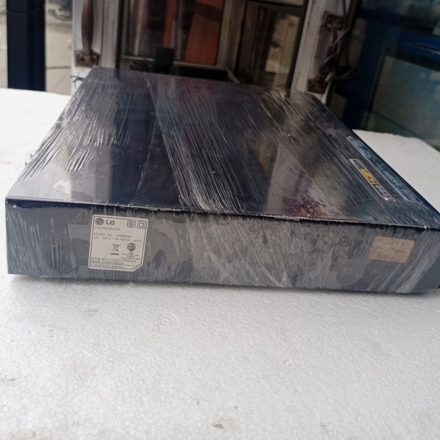 LG HT805 850Watts DVD Home Theater Machine Head - Side View