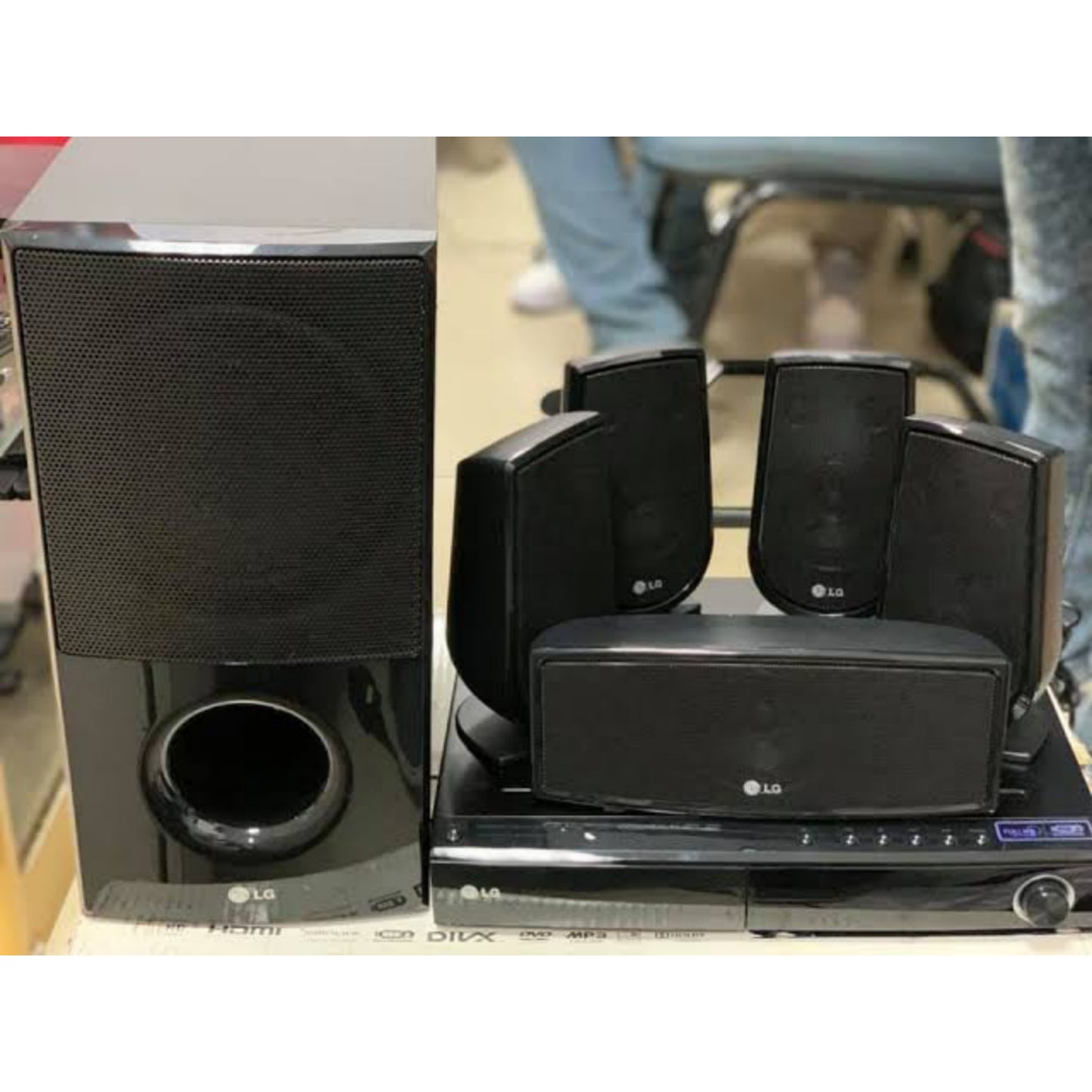 LG HT806ST 5.1Ch 850W DVD Home Theater System - Foreign Used