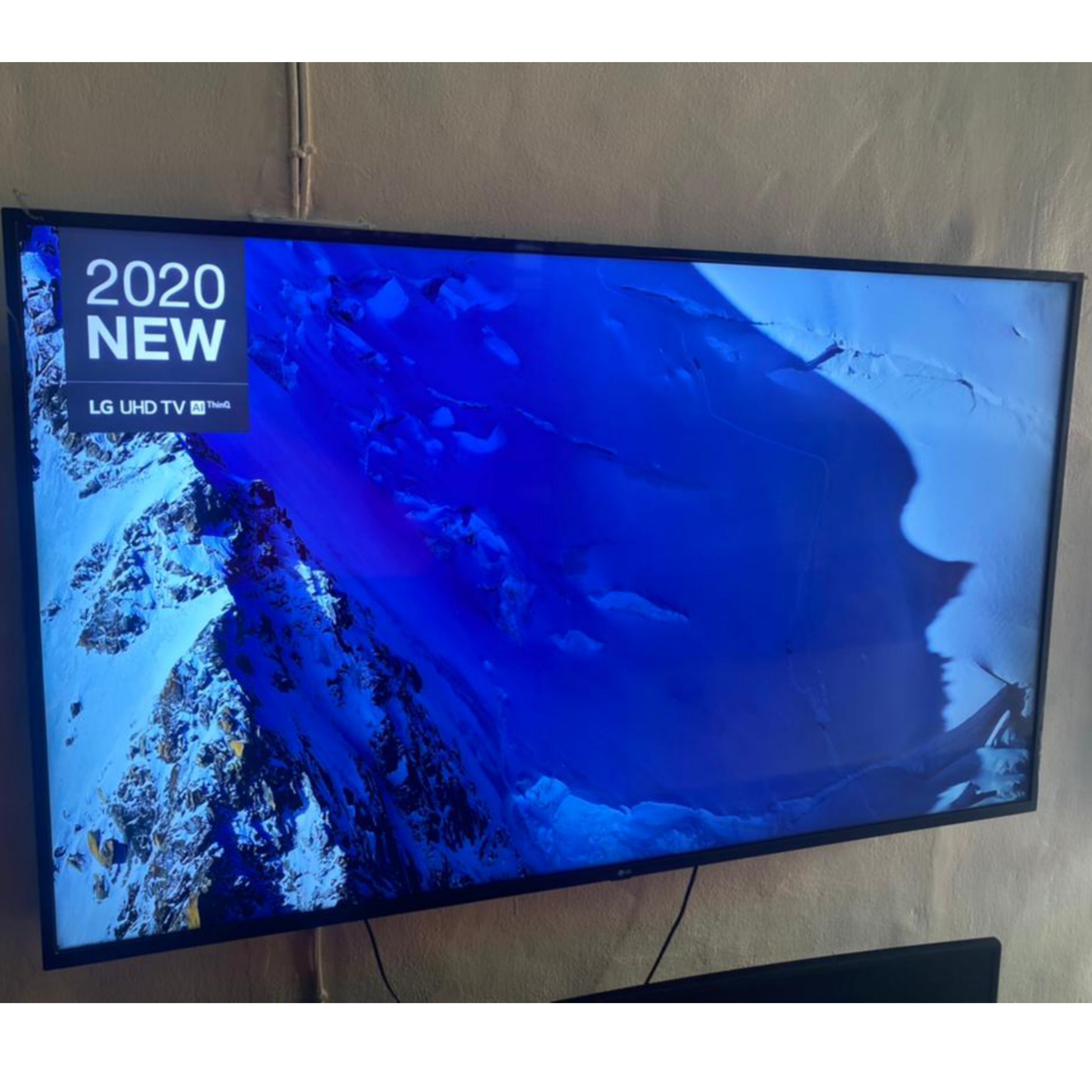 LG 65 Inch 65UM7100 Thinq AI webOS Smart 4K UHD HDR TV with