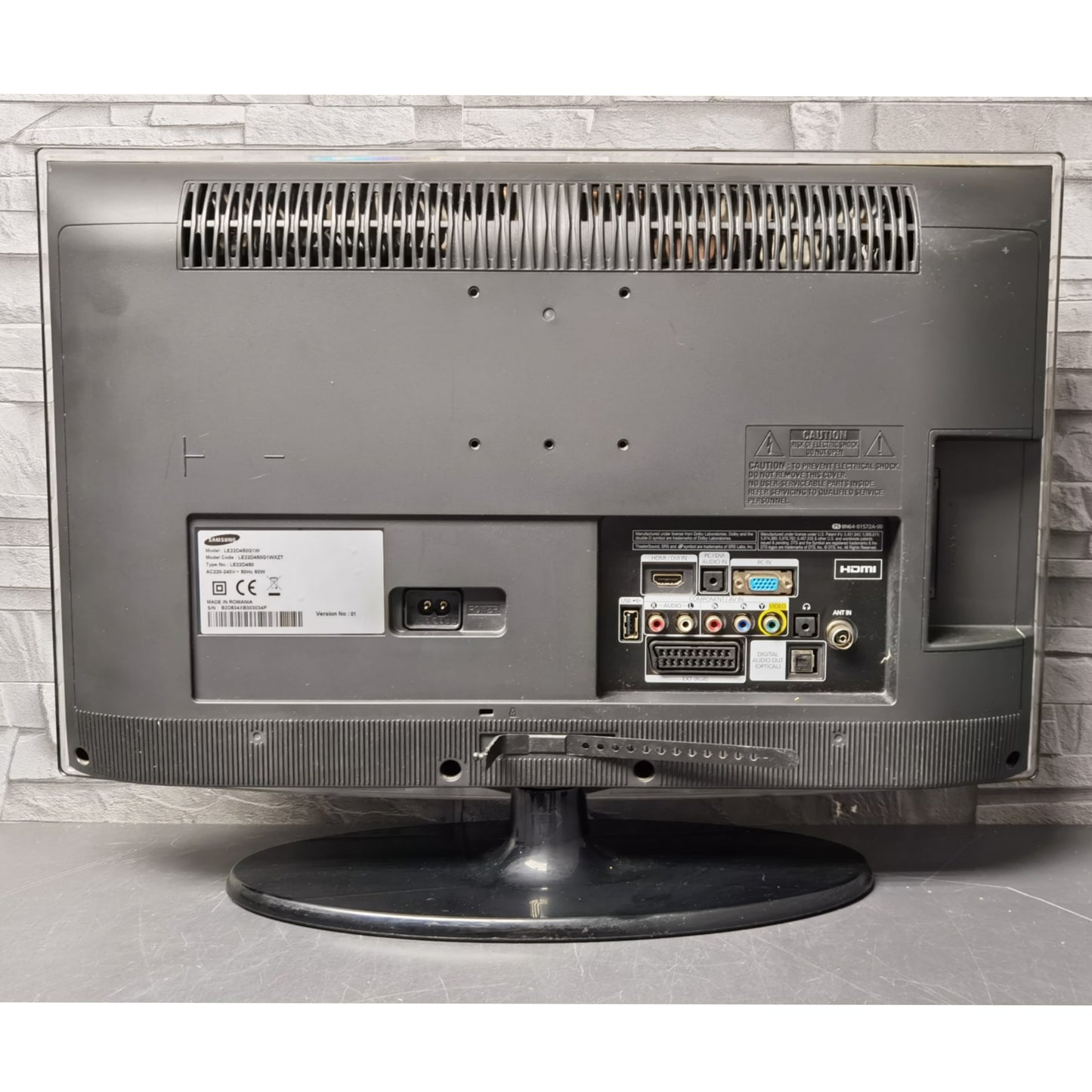 SAMSUNG 22 Inch LE22D450G1W HD Ready LCD TV + USB - Back View