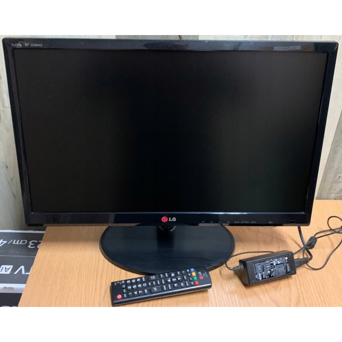 LG 22 Inch 22MN43D Full HD LED TV (DC-19V Powered) - UK Used