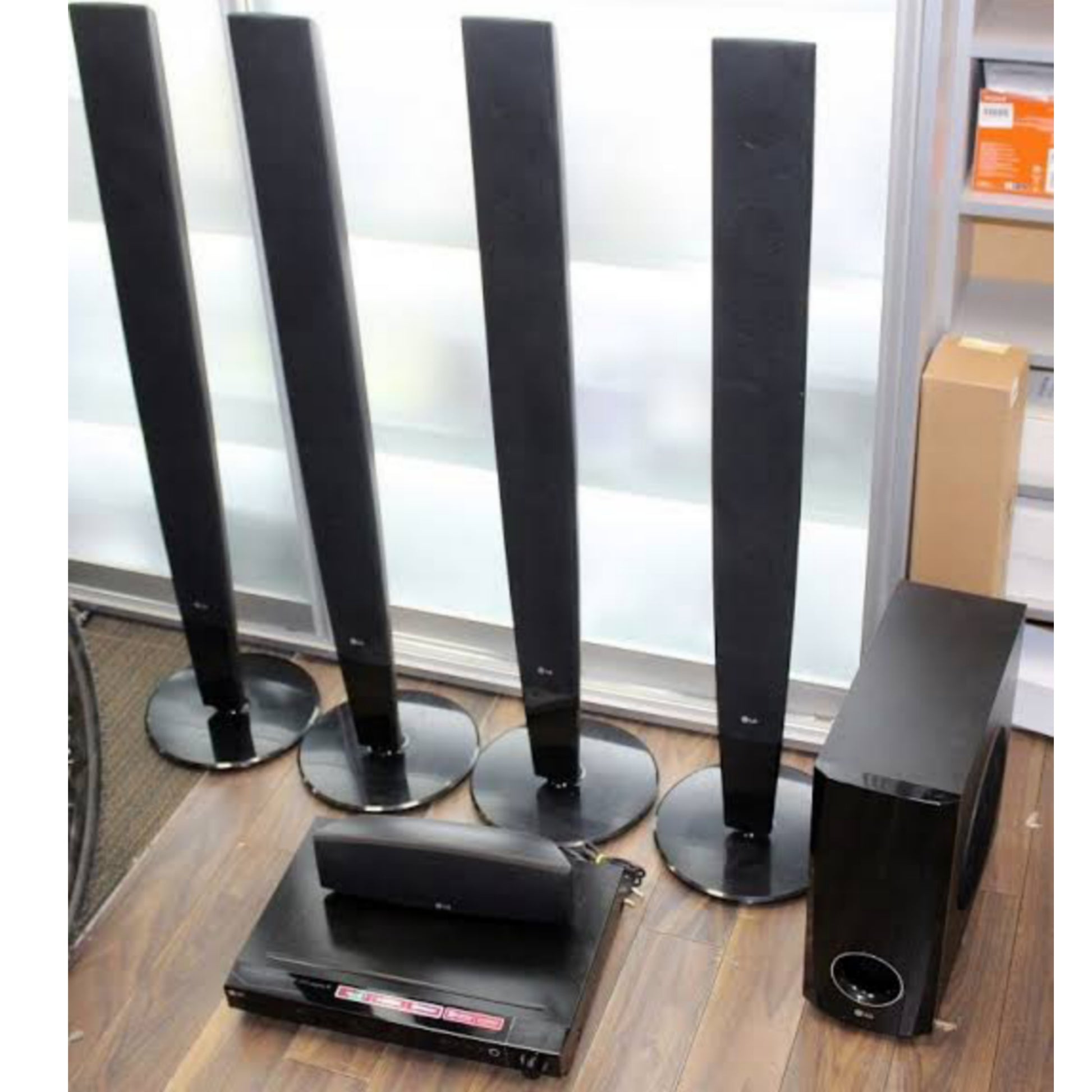 LG HT503TH 5.1Ch 500W DVD Tower Home Cinema System - Foreign Used
