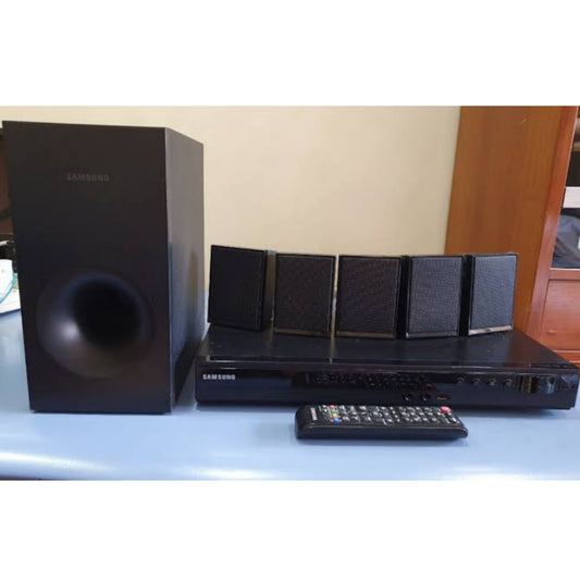 Ensemble complet de cinéma maison DVD Samsung HT-E330K 5.1Ch 330Watts - Occasion à l'étranger