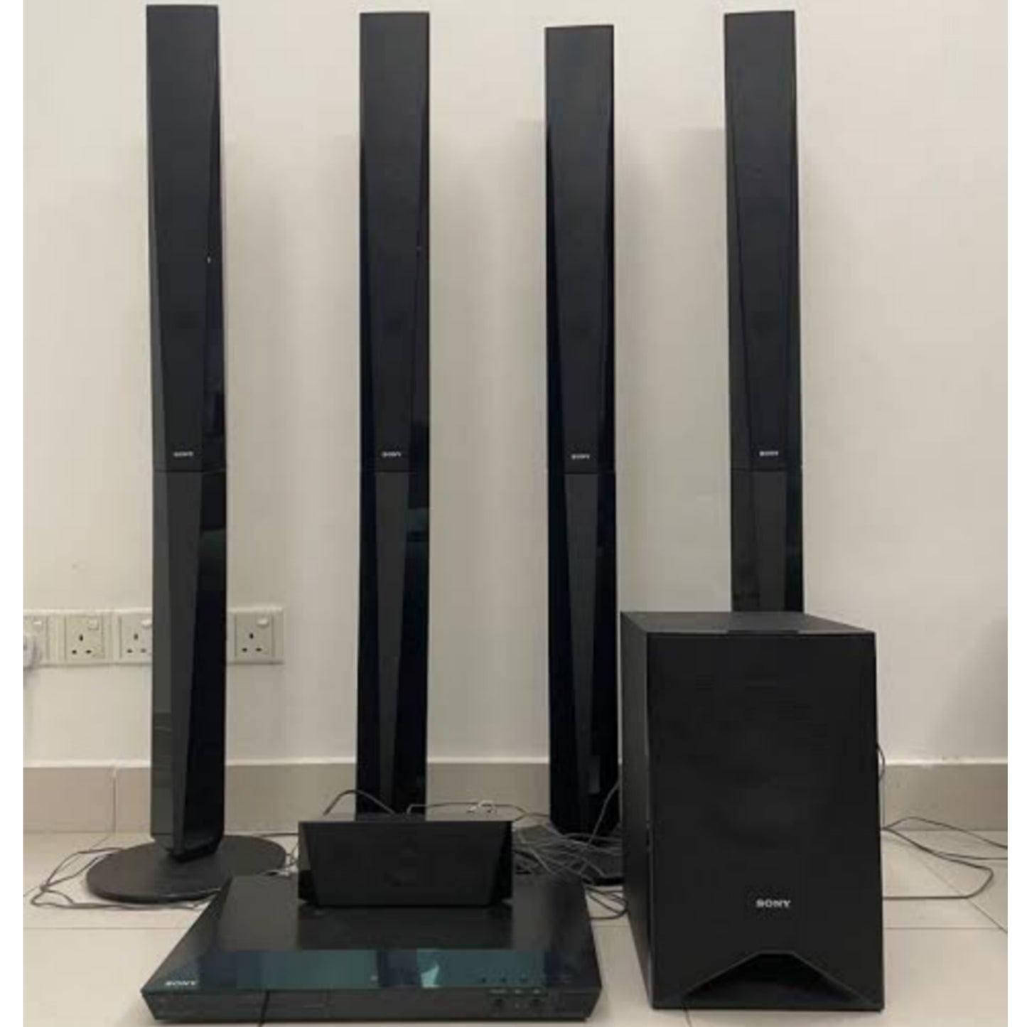 Sony BDV-E6100 5.1Ch 1000W Smart Bluetooth Blu-ray 3D Tallboys DVD Home Cinema System - London Used