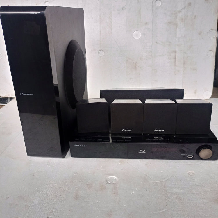 PIONEER HOME THEATER COMPLETE SET