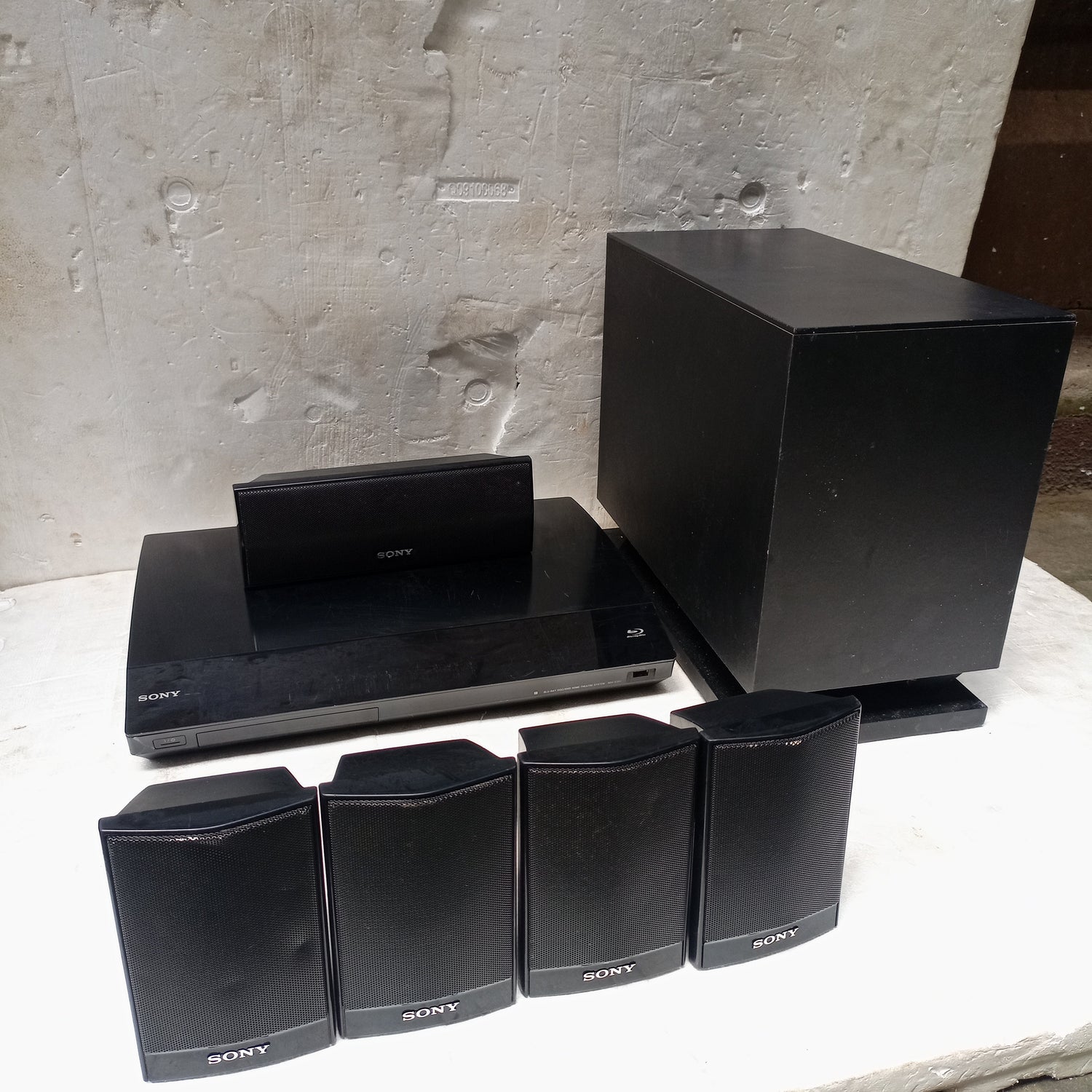 Sony Satellite Home Theater Complete Set 