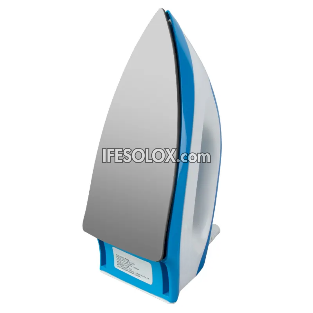 Deluxe 1,000W Dry Pressing Iron for Clothes with Scratch Resistant Aluminum Soleplate, Auto Shut-off - Brand New
