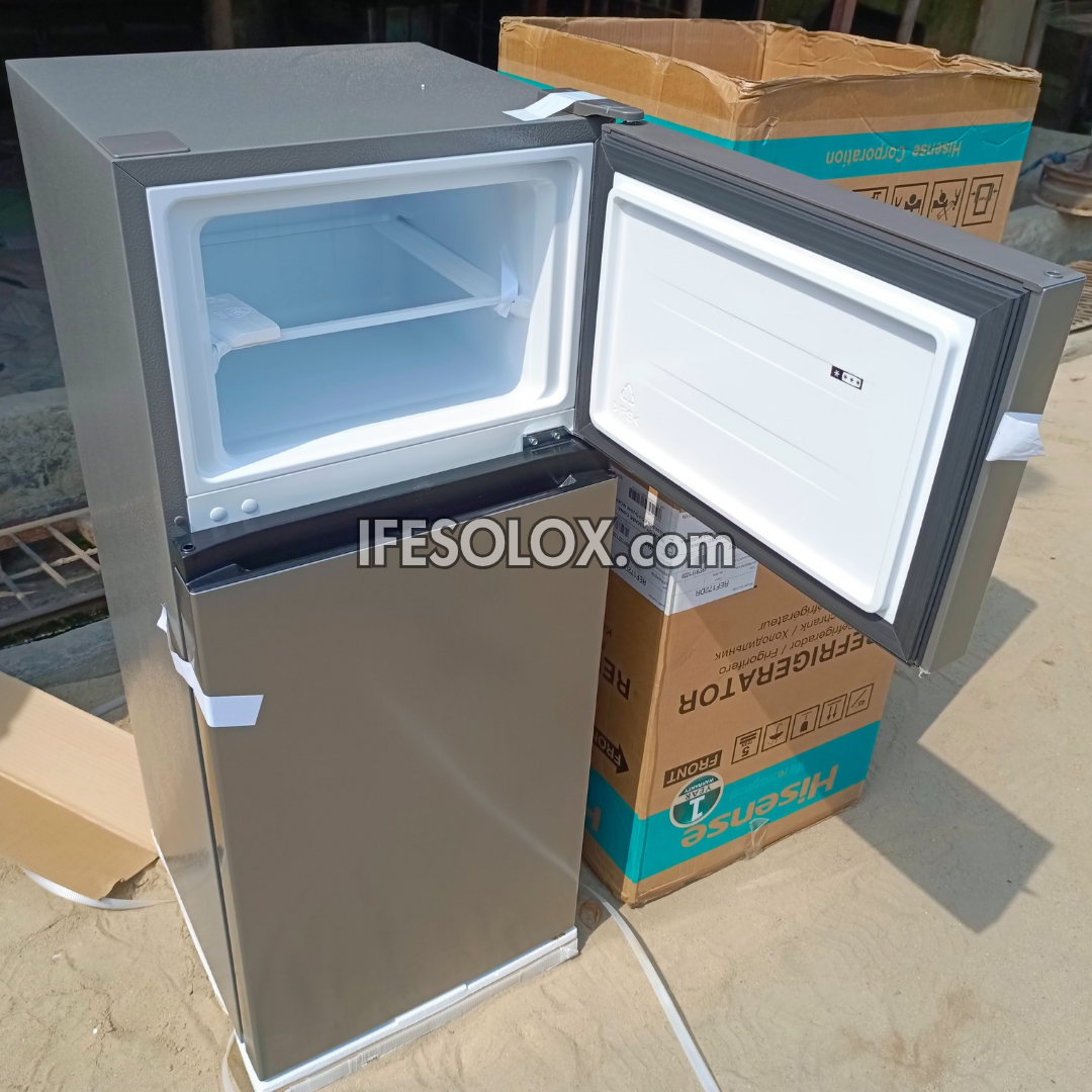 Réfrigérateur Hisense REF 172DR 124L Double Porte Congélateur Supérieur + Garantie 1 An - Neuf 