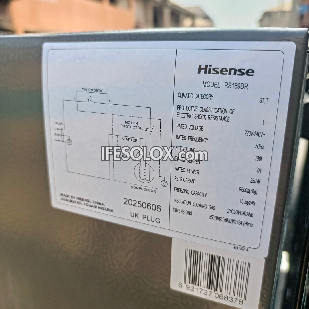 Hisense RS-189DR Congélateur vertical à porte simple 190 L + 1 an de garantie - Neuf