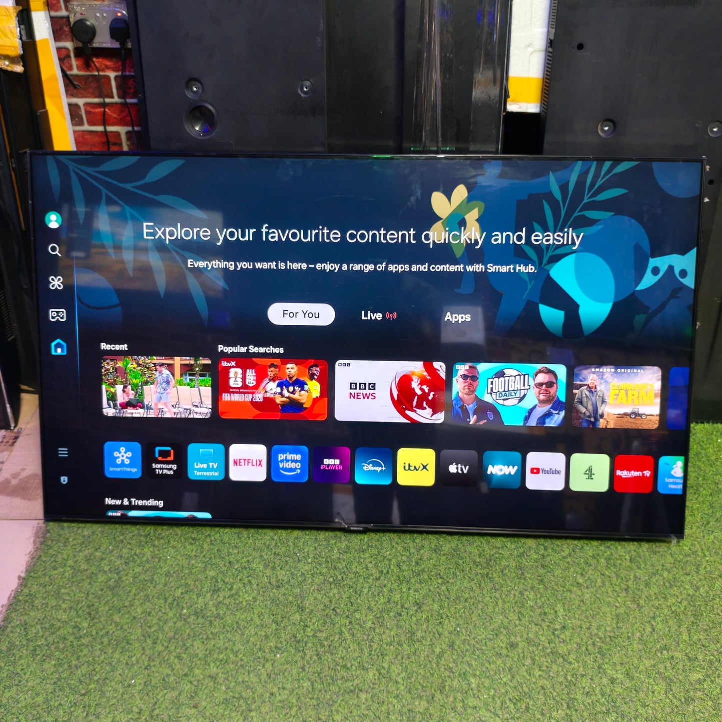 SAMSUNG 55 inch UE55CU7100 Series 2023 Crystal UHD 4K Smart Frameless TV (TV Plus, Bluetooth, Miracast, AirPlay) - Foreign Used