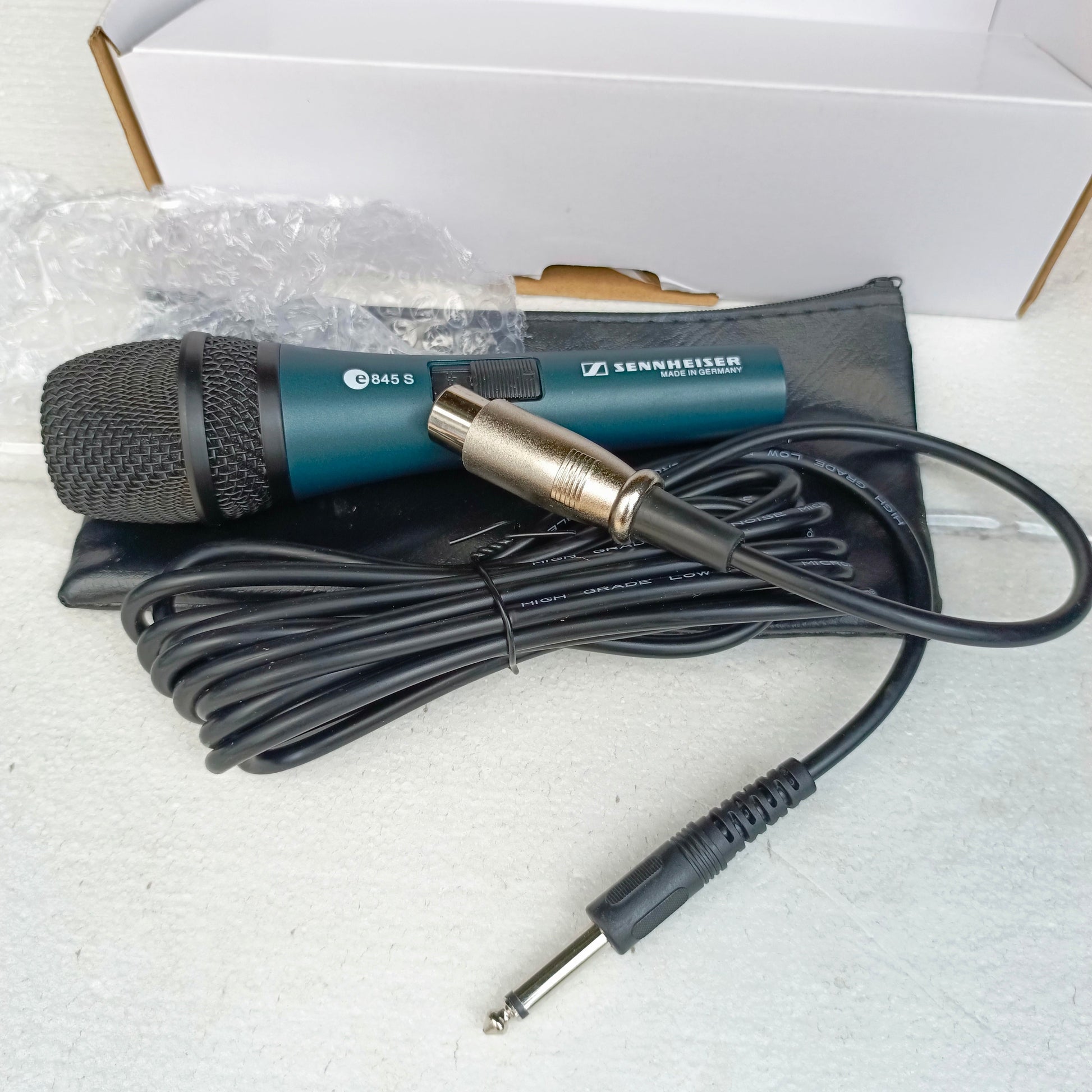 SENNHEISER E845S super Cardioid Dynamic Vocal Microphone - Brand New 