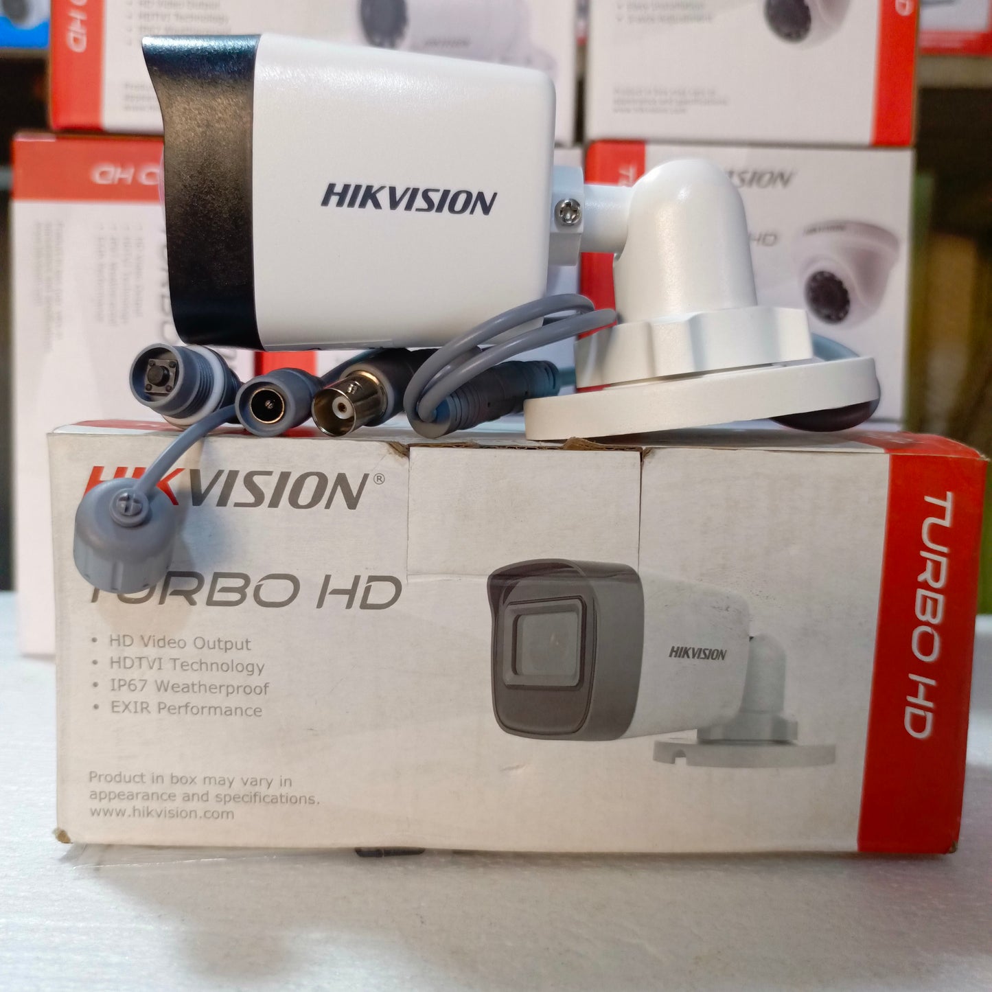 HIKVISION Turbo HD Indoor/Outdoor EXIR Bullet Camera (3.6mm 2MP Lens) - Side View