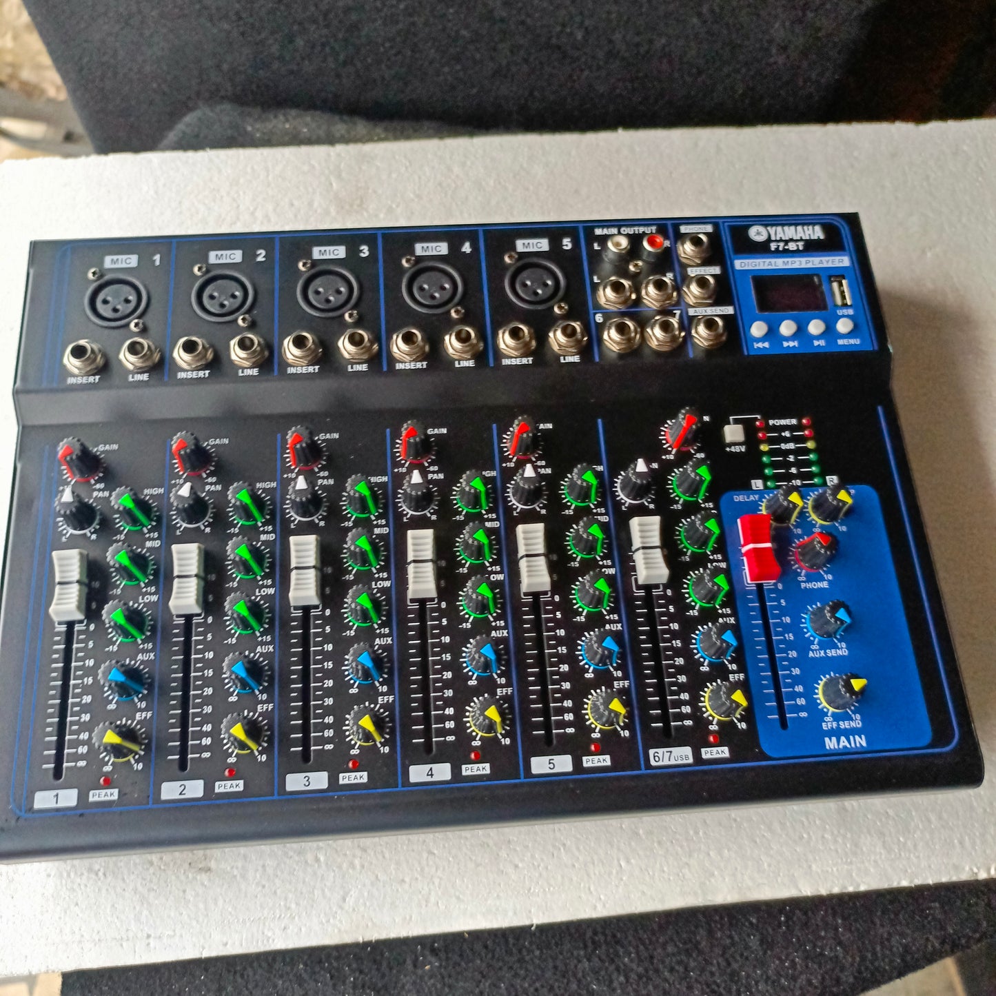 Professional F7 7-Channel Compact Stereo Mixer - Brand New