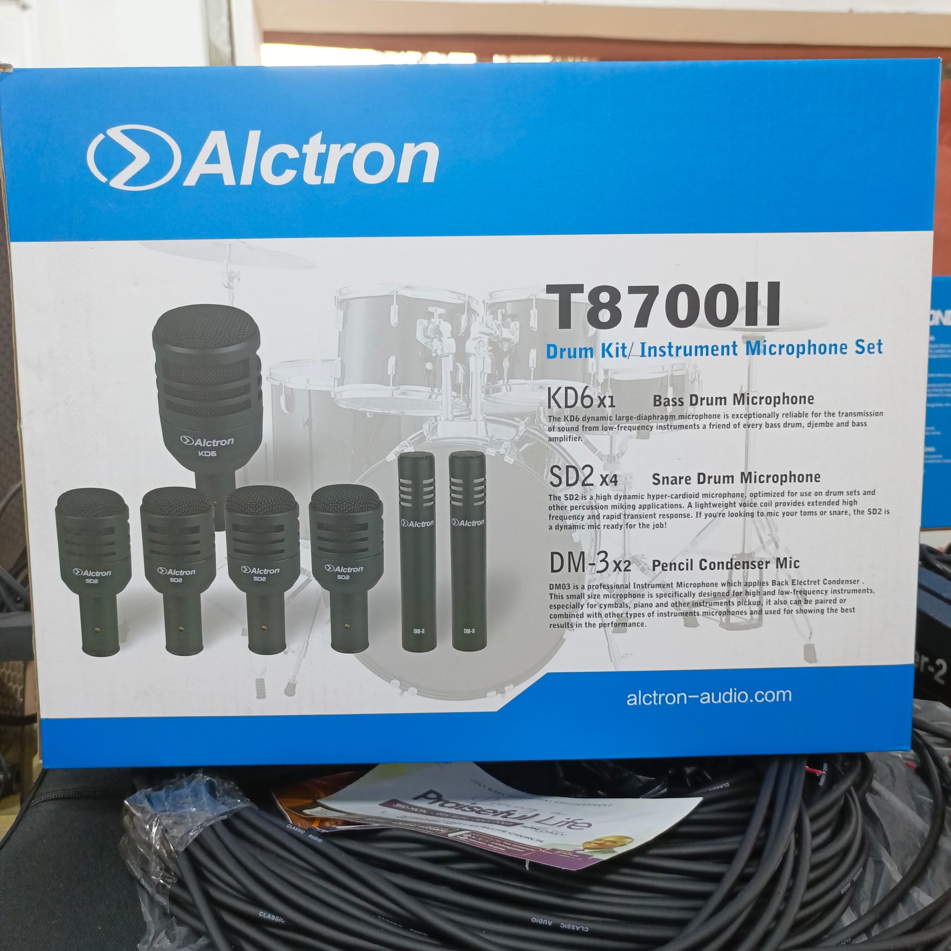 Alctron T8700II 7-Piece Drum/Instruments Microphone Set for Bass/ Snare/ Tom/ Hi-HAT Cymbals, with Mic Holders and Carrying Case - Brand New