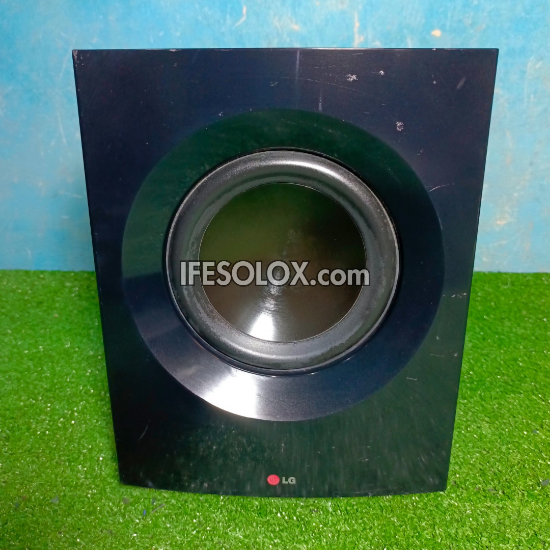 LG S73T1-W 3 ohms Home Theater Passive Subwoofer - Foreign Used