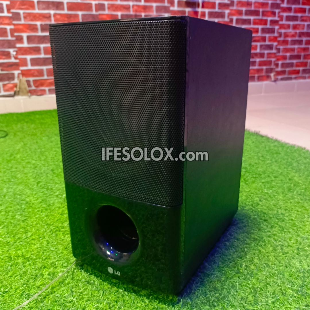 LG SH54PH-W 3 ohms Home Theater Passive Subwoofer - Foreign Used