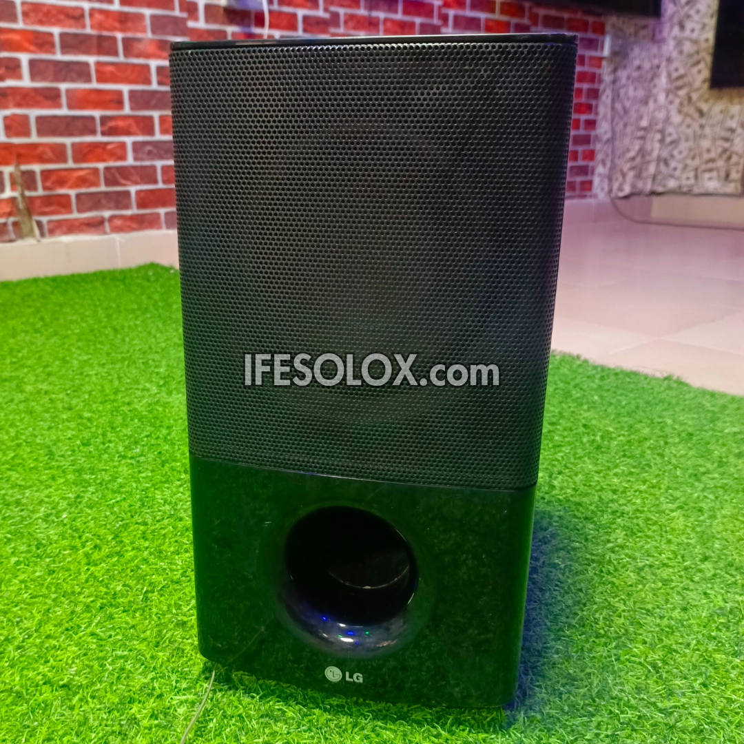 LG SH54PH-W 3 ohms Home Theater Passive Subwoofer - Foreign Used