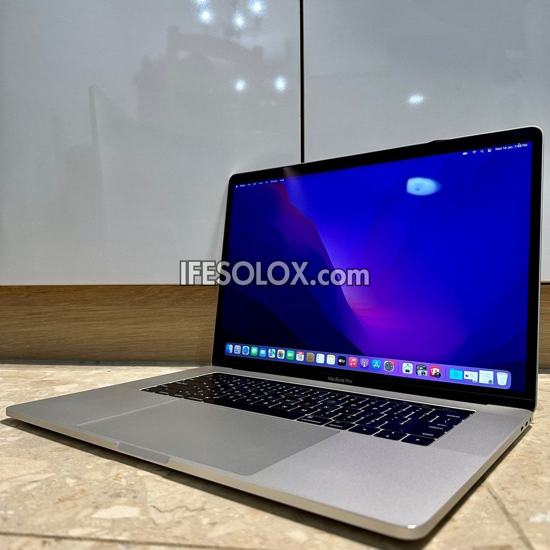 MacBook Pro 2016 15" Retina Display Laptop with Intel Core i7 6th Gen, 16GB DDR3 RAM, 256GB SSD - Foreign Used