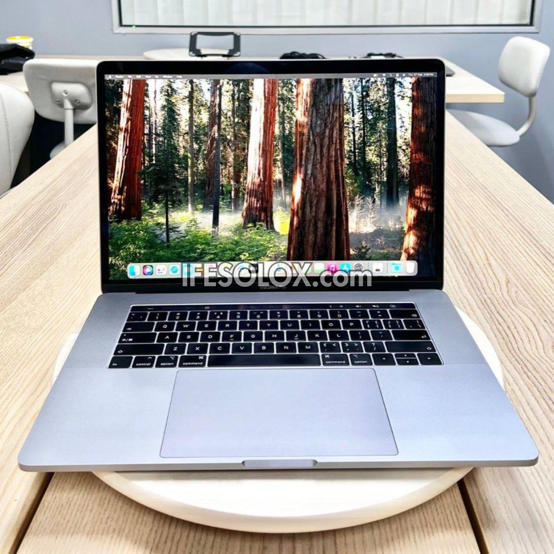 MacBook Pro 2019 15" Retina Display Laptop with Intel Core i7 9th Gen, 16GB DDR4 RAM, 256GB SSD - Foreign Used