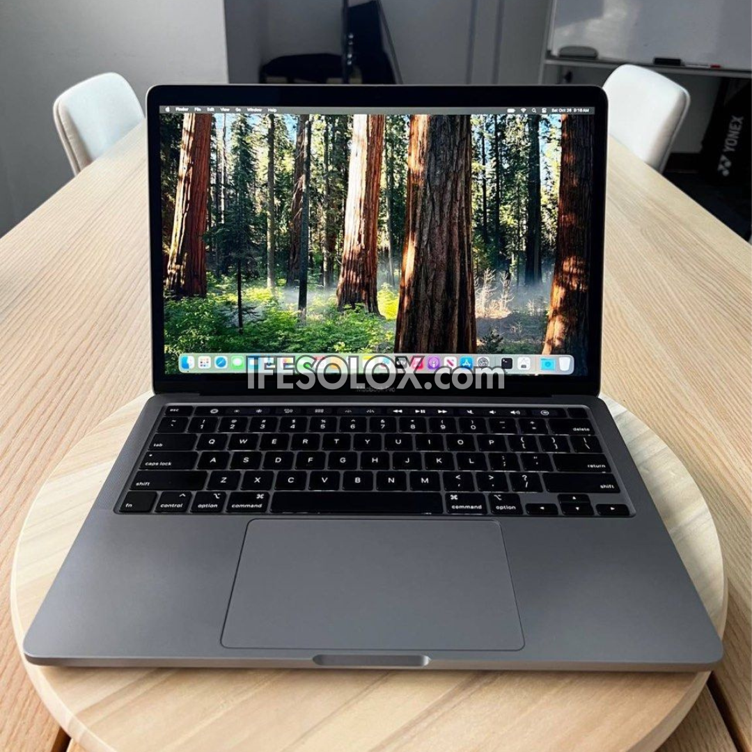 MacBook Pro 2020 13.3" Retina Display Laptop with Intel Core i5 10th Gen, 16GB DDR4 RAM, 512GB SSD - Foreign Used